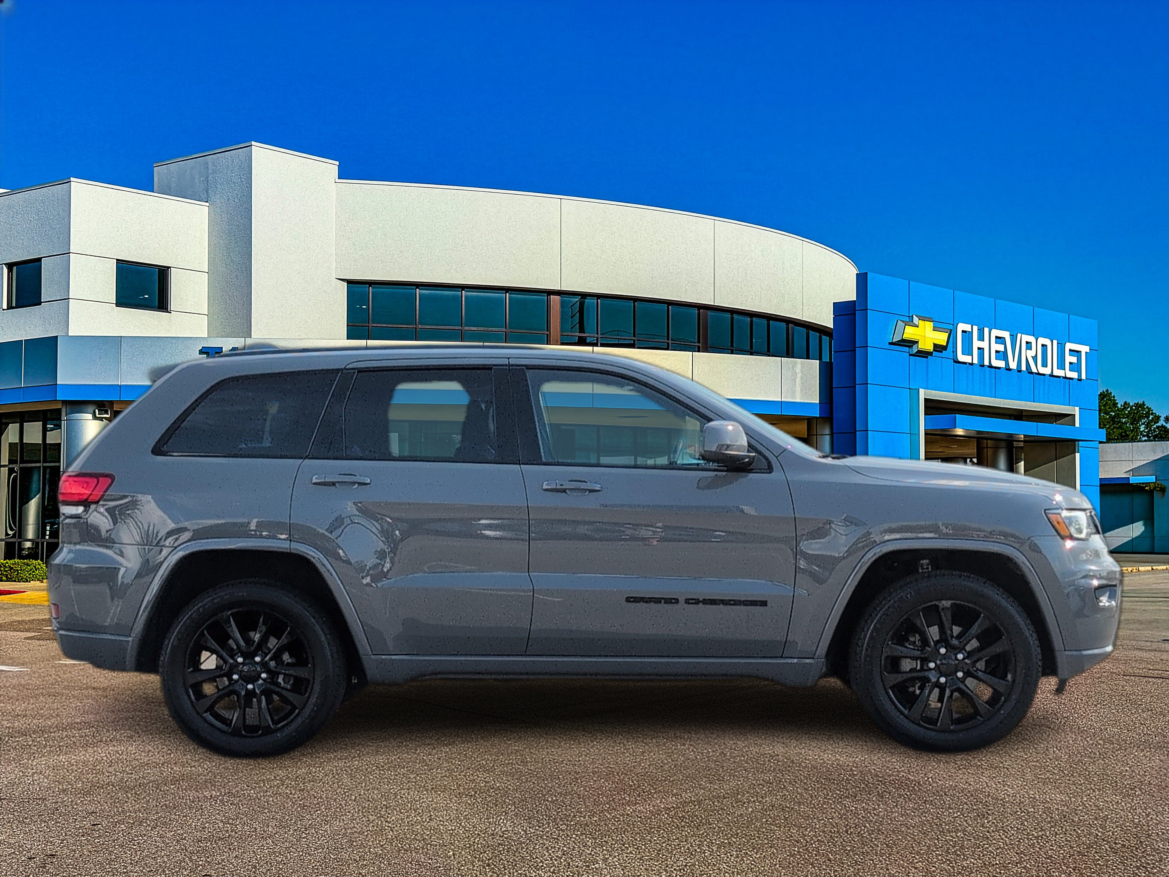 2020 Jeep Grand Cherokee Altitude 4x2
