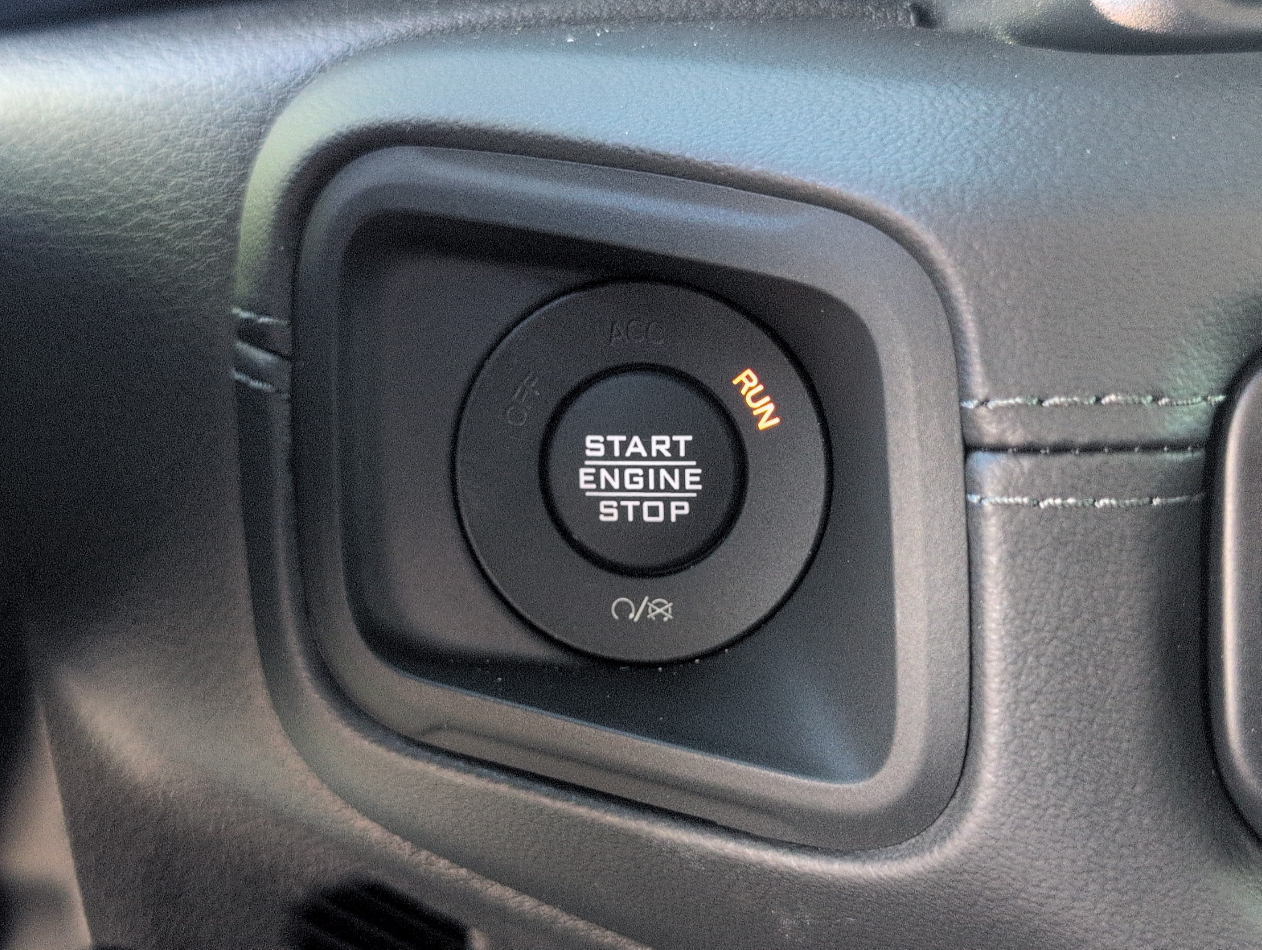 2025 Jeep Wrangler 4-Door Recon 4x4