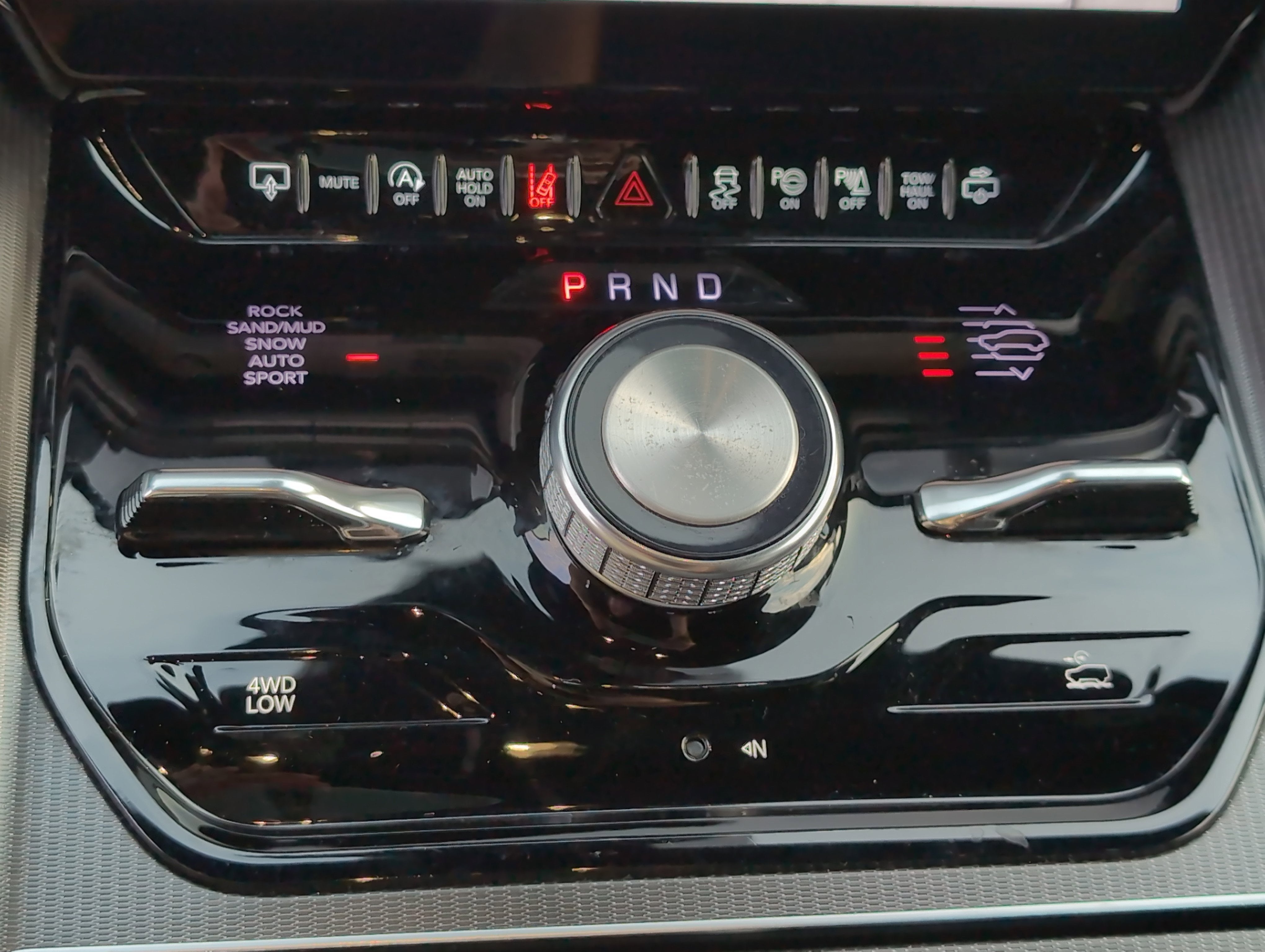 2024 Jeep Grand Wagoneer L Series II 4x4