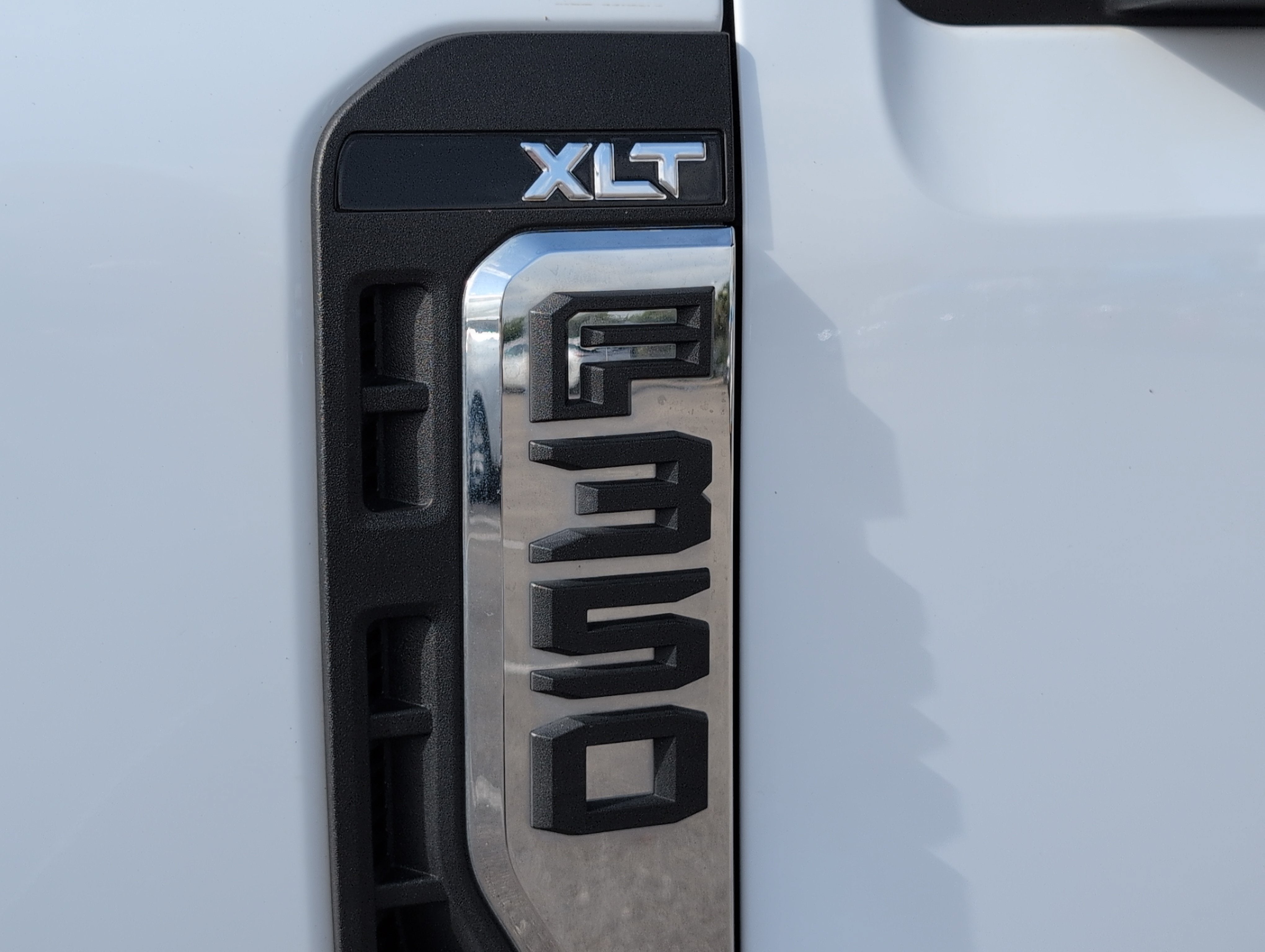 2025 Ford Super Duty F-350 DRW XL