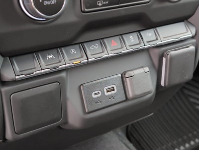 2025 Chevrolet Silverado 1500 Custom