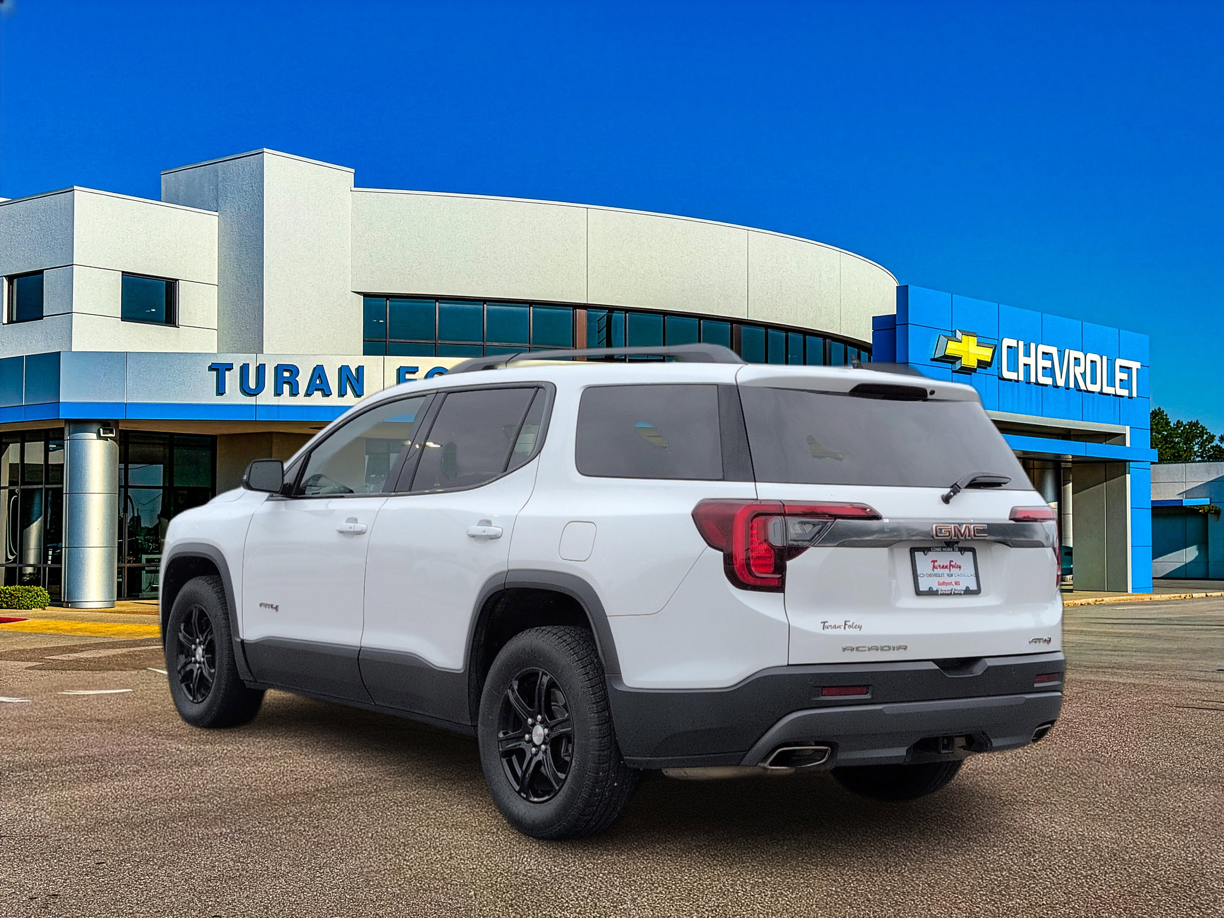 2021 GMC Acadia AT4