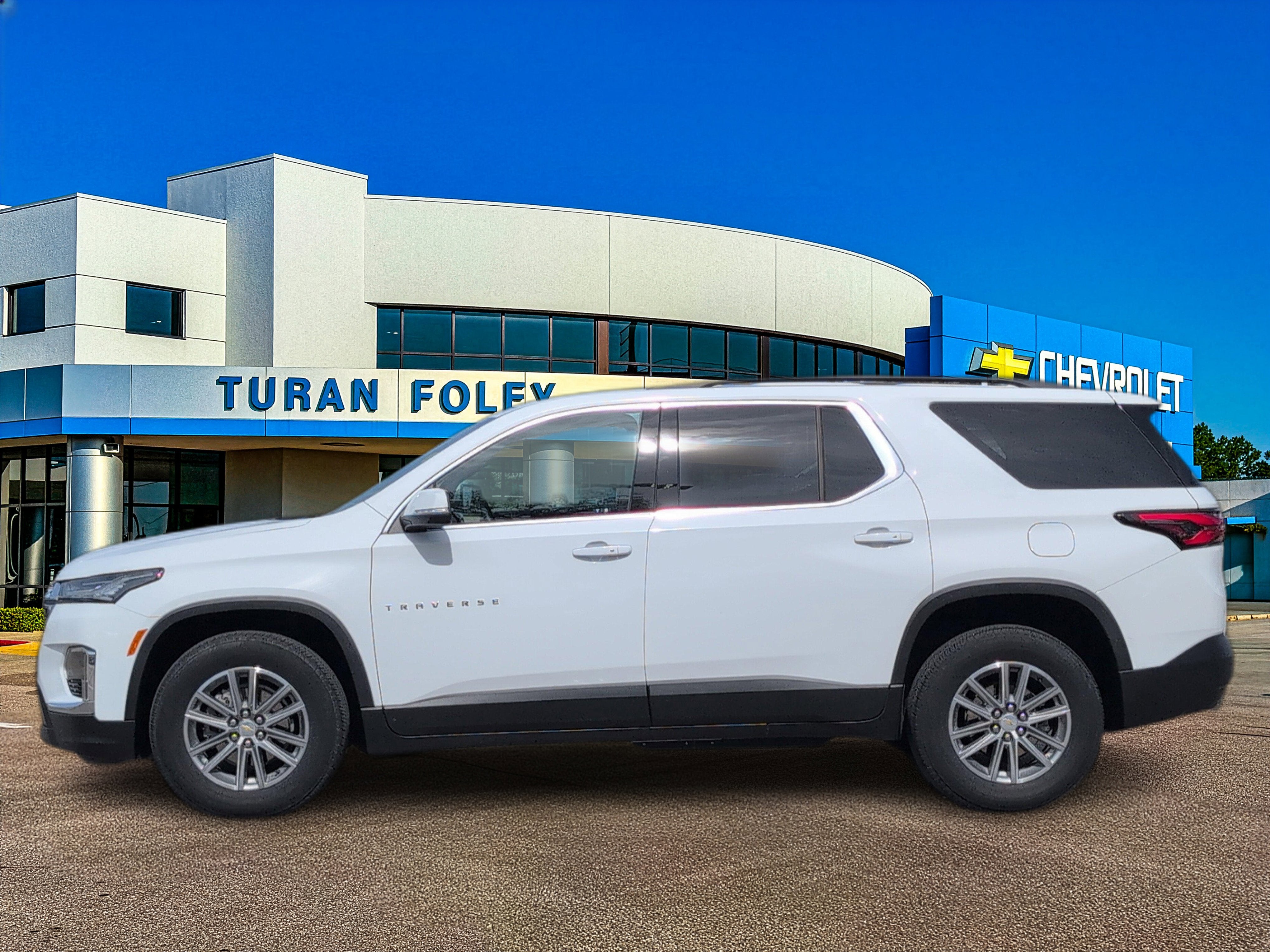 2023 Chevrolet Traverse LT Leather