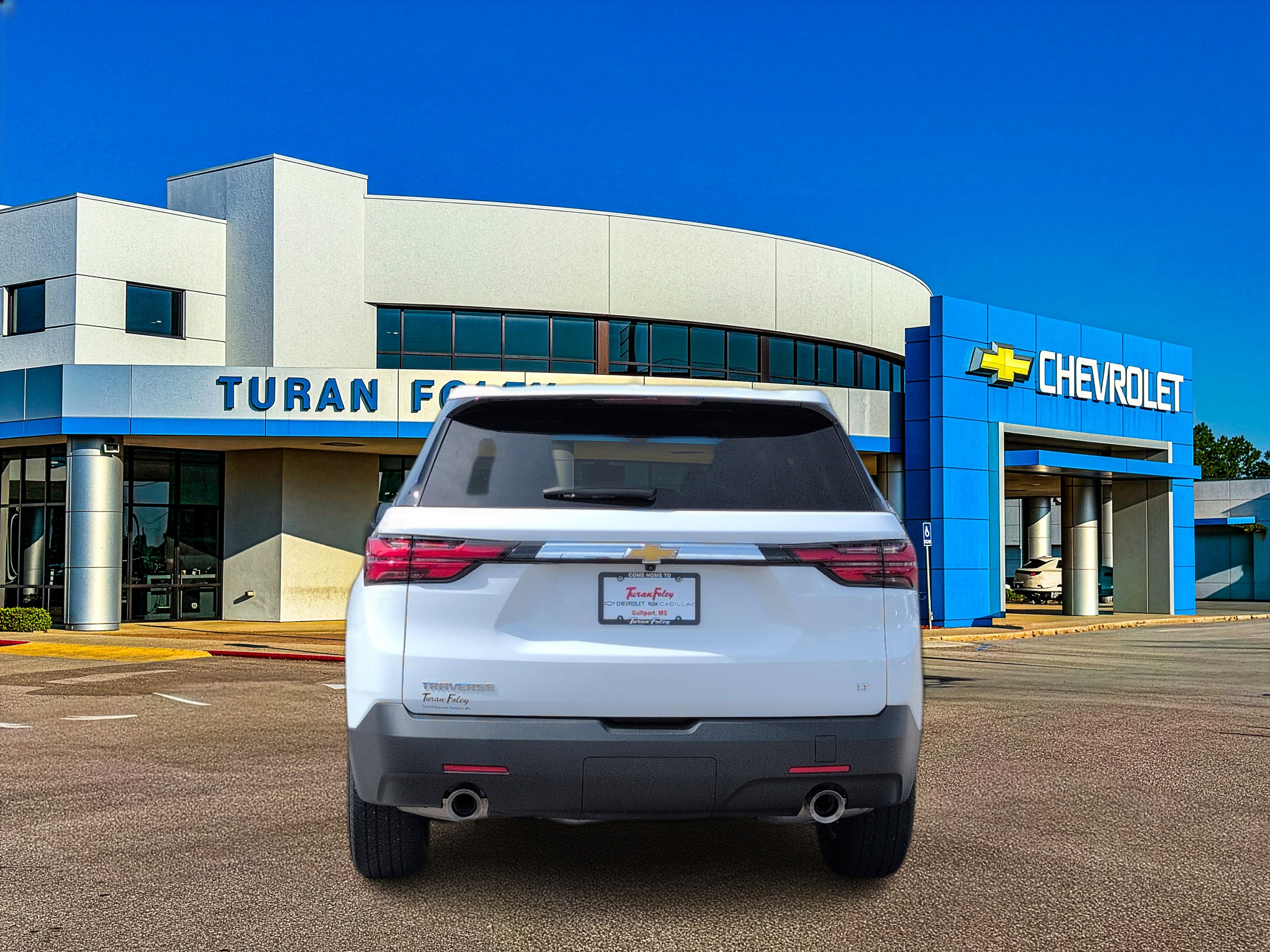 2023 Chevrolet Traverse LT Leather