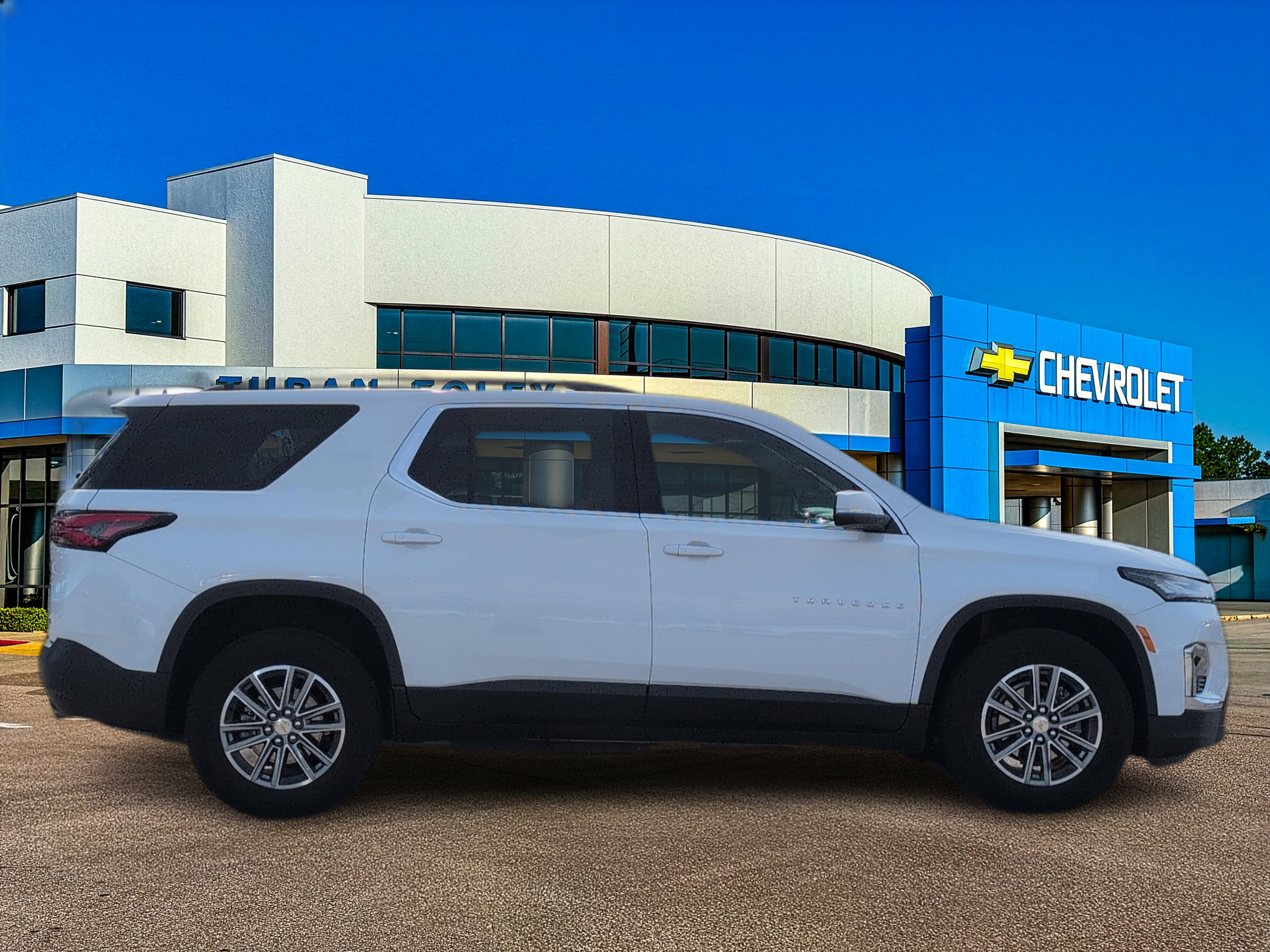 2023 Chevrolet Traverse LT Leather