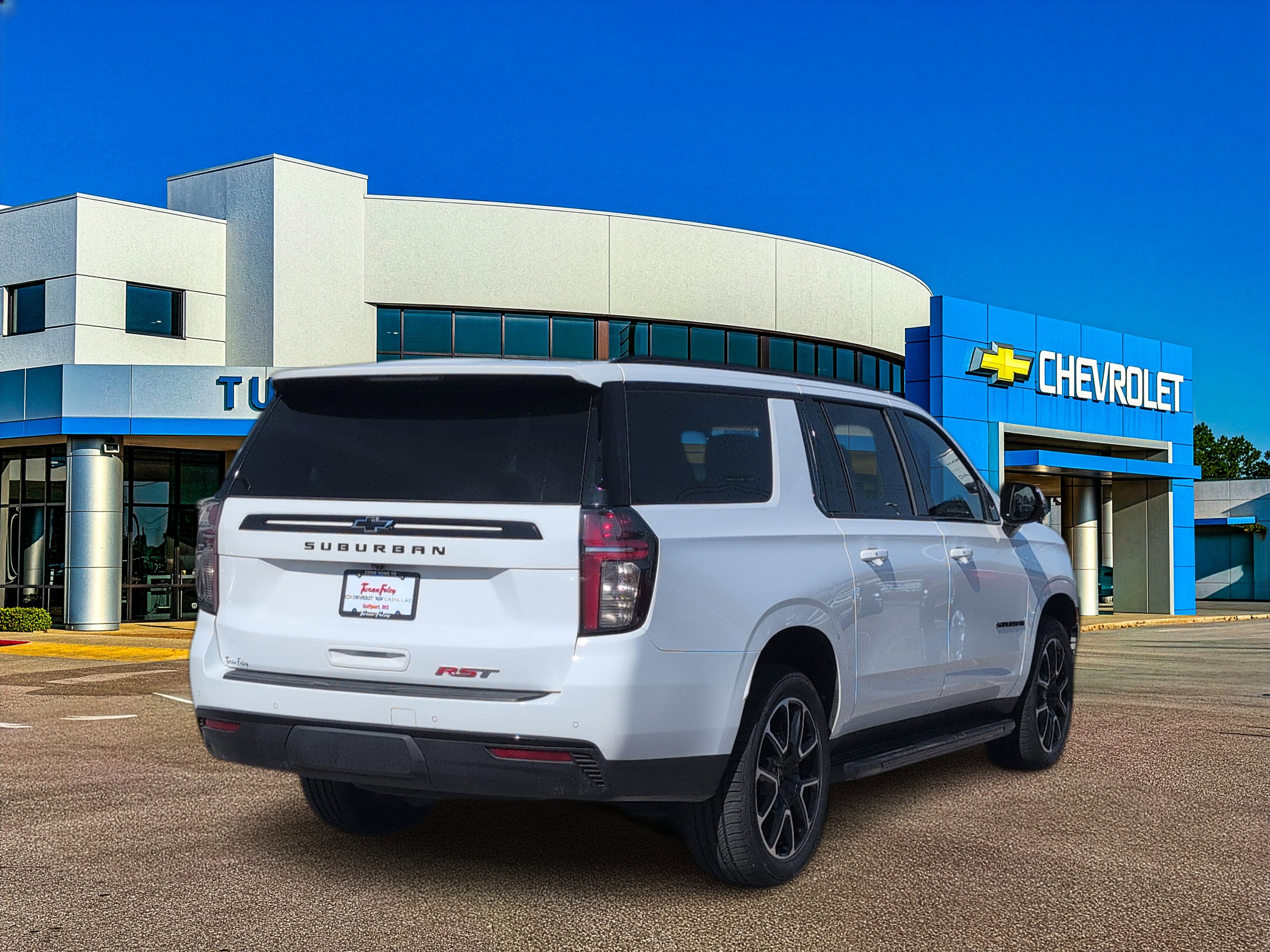 2023 Chevrolet Suburban RST