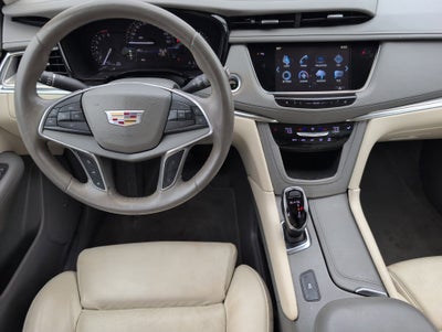 2017 Cadillac XT5 Luxury FWD