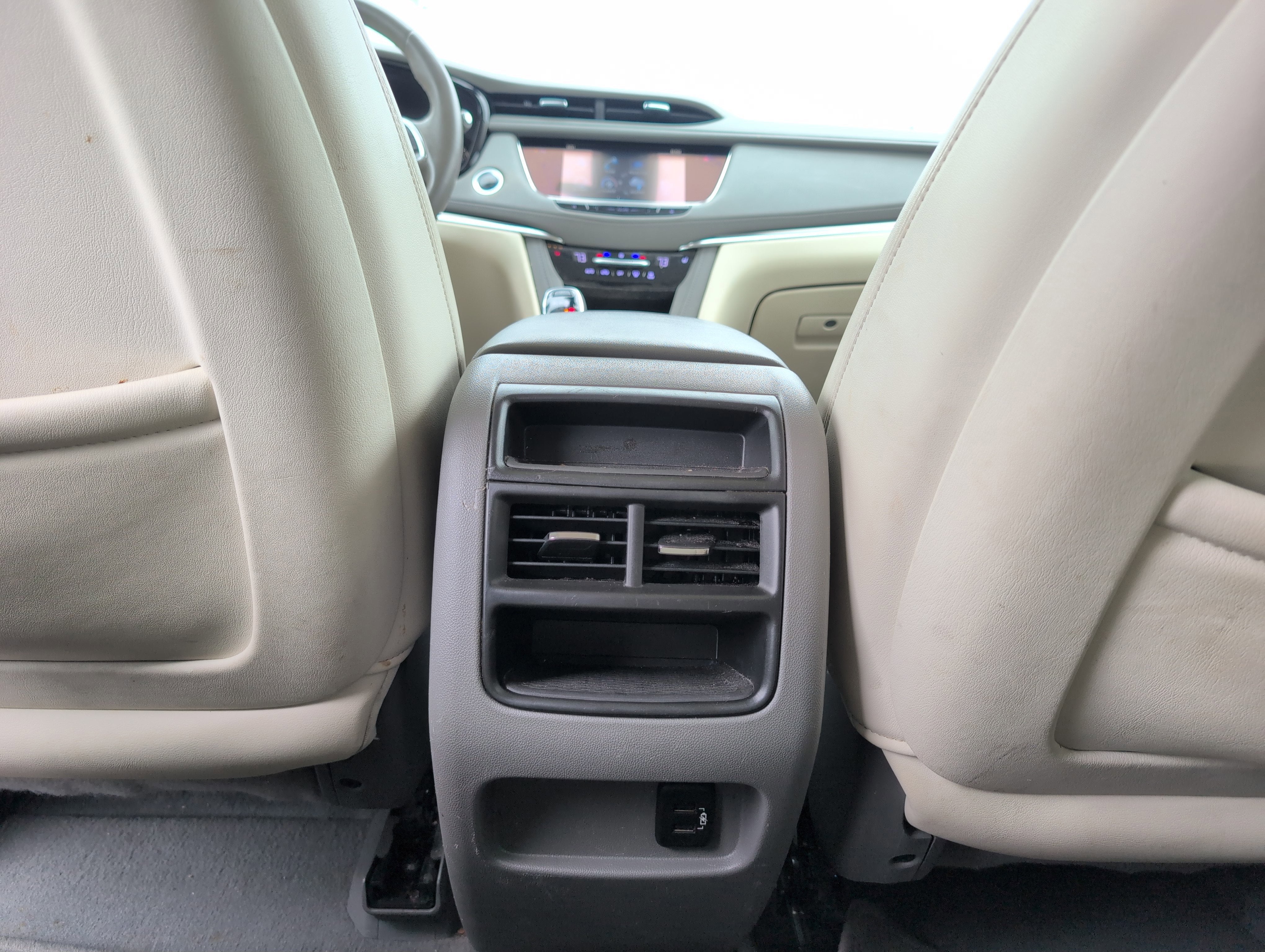 2017 Cadillac XT5 Luxury FWD