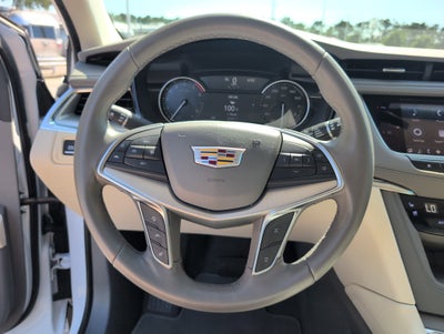 2022 Cadillac XT5 Premium Luxury