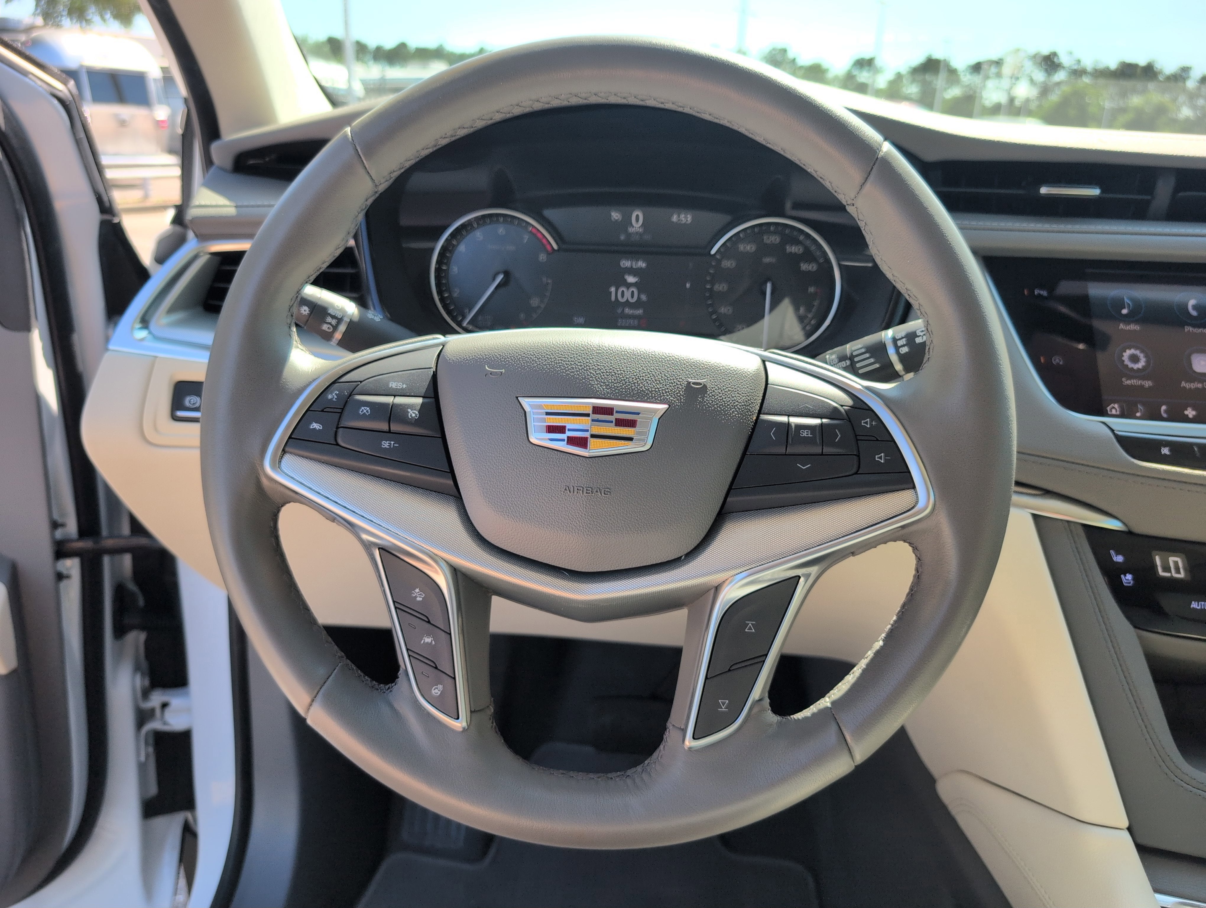 2022 Cadillac XT5 Premium Luxury