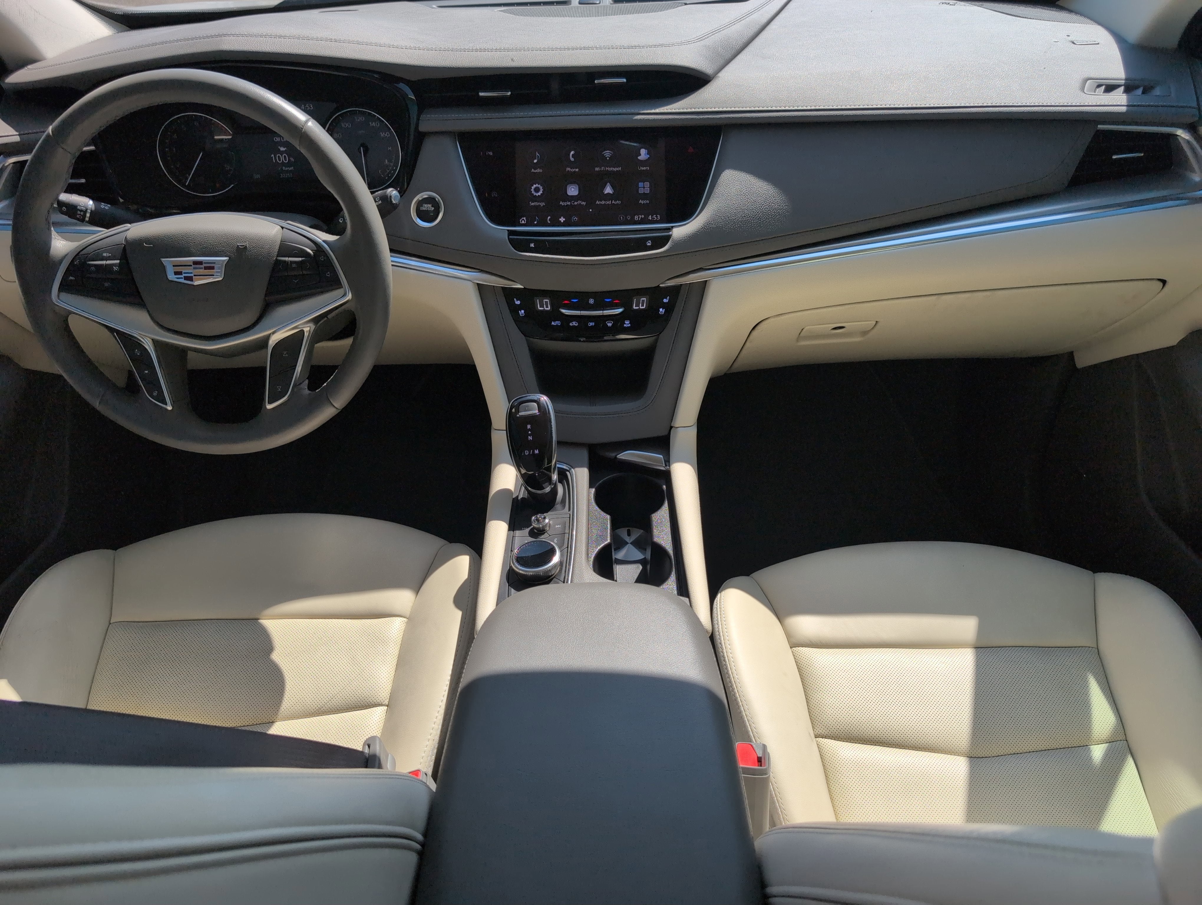 2022 Cadillac XT5 Premium Luxury