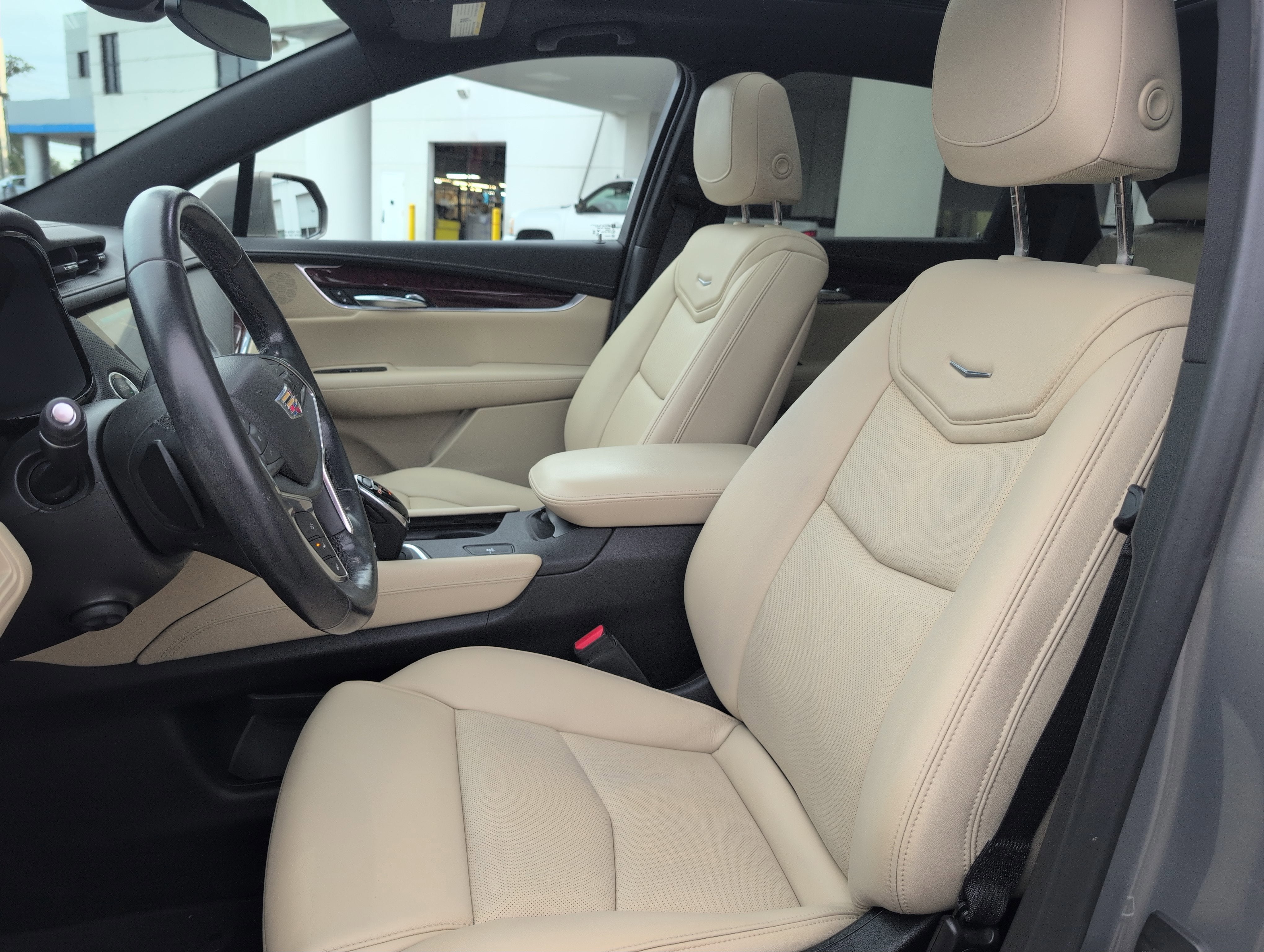 2018 Cadillac XT5 Luxury FWD