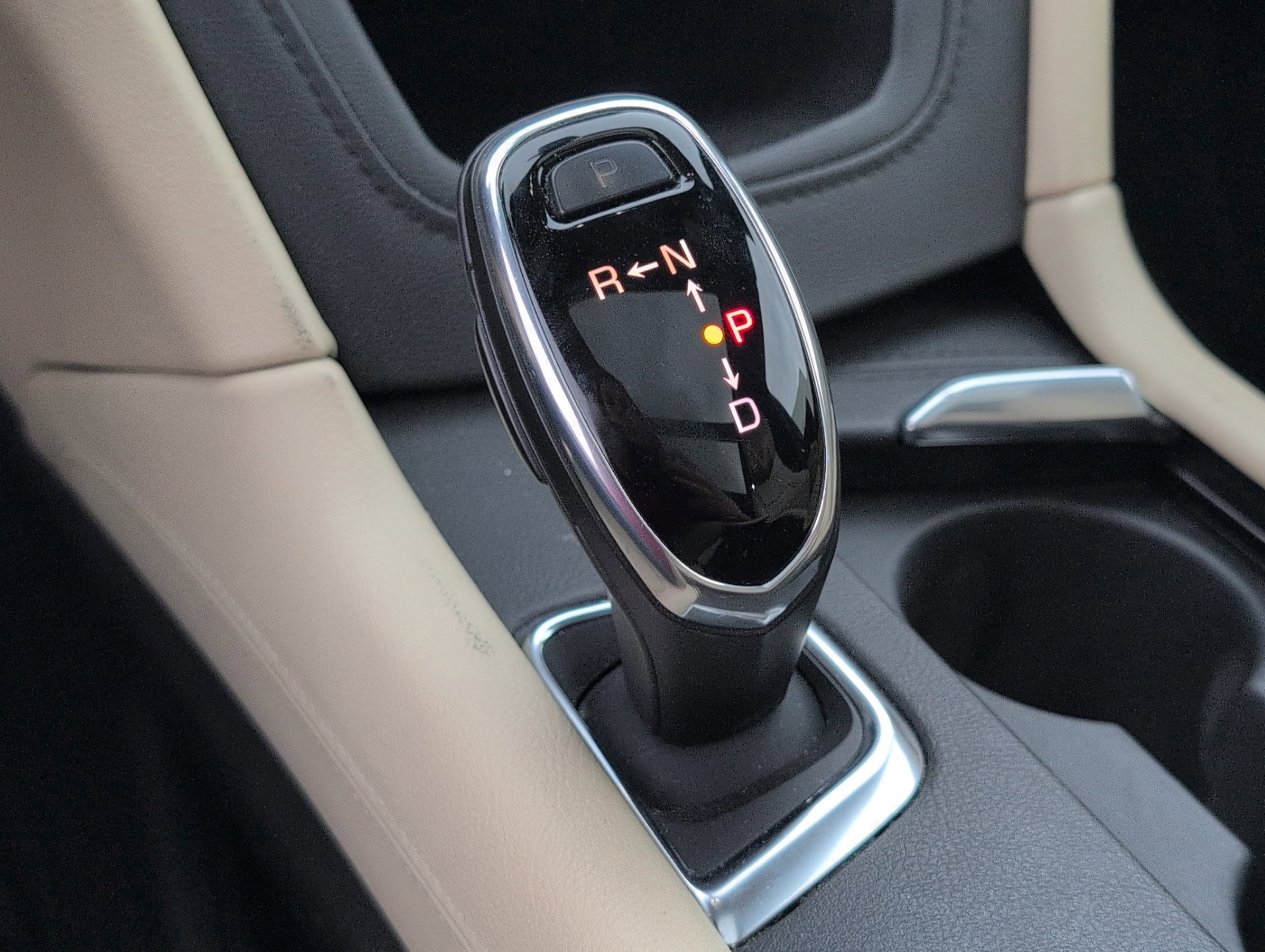 2018 Cadillac XT5 Luxury FWD