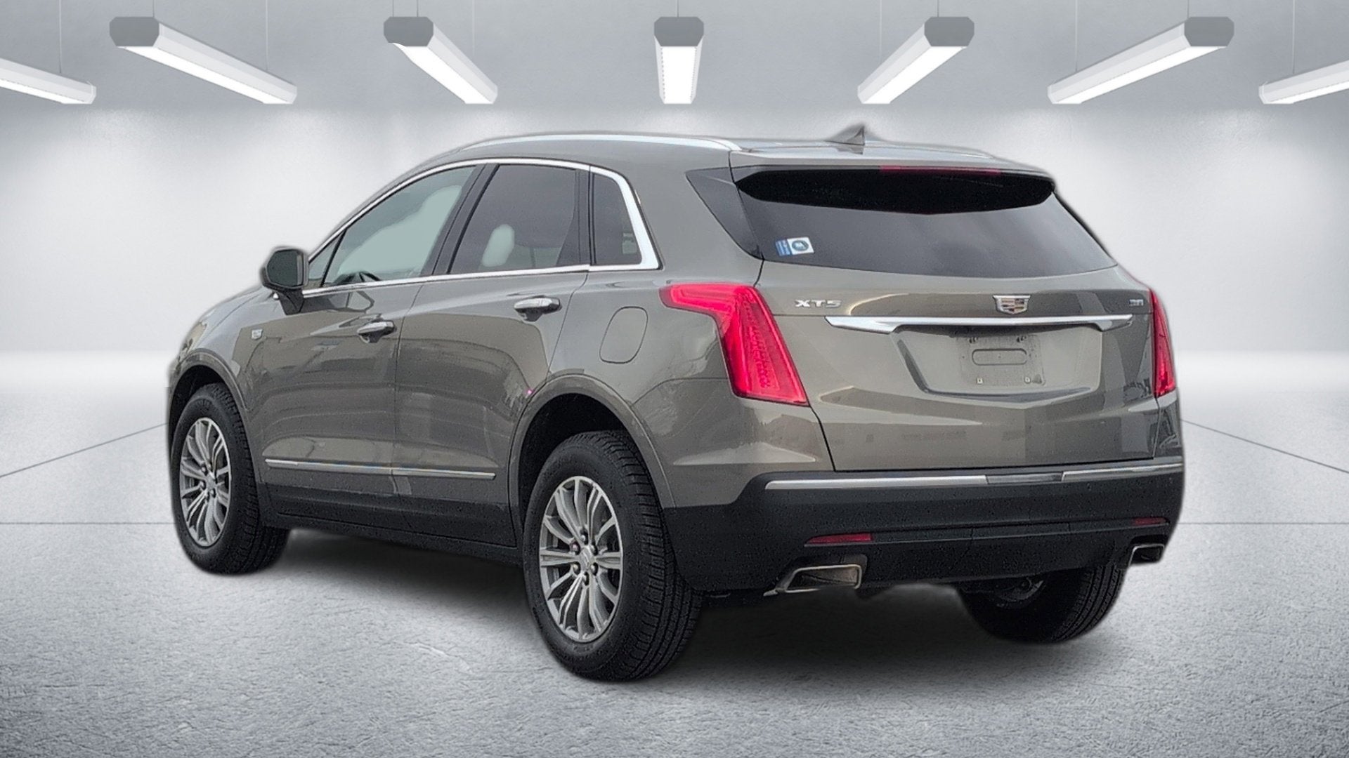2018 Cadillac XT5 Luxury FWD