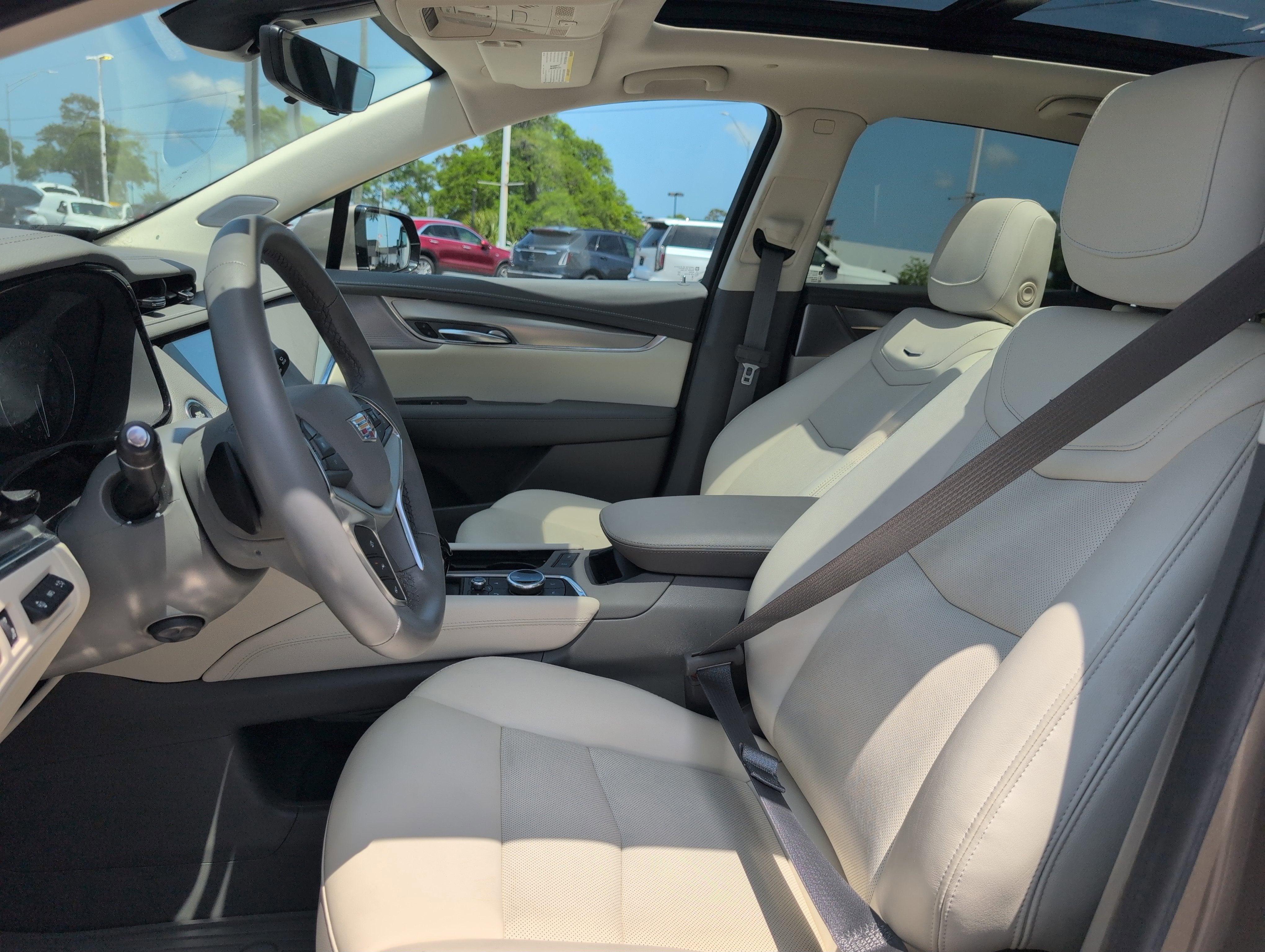 2023 Cadillac XT5 Premium Luxury