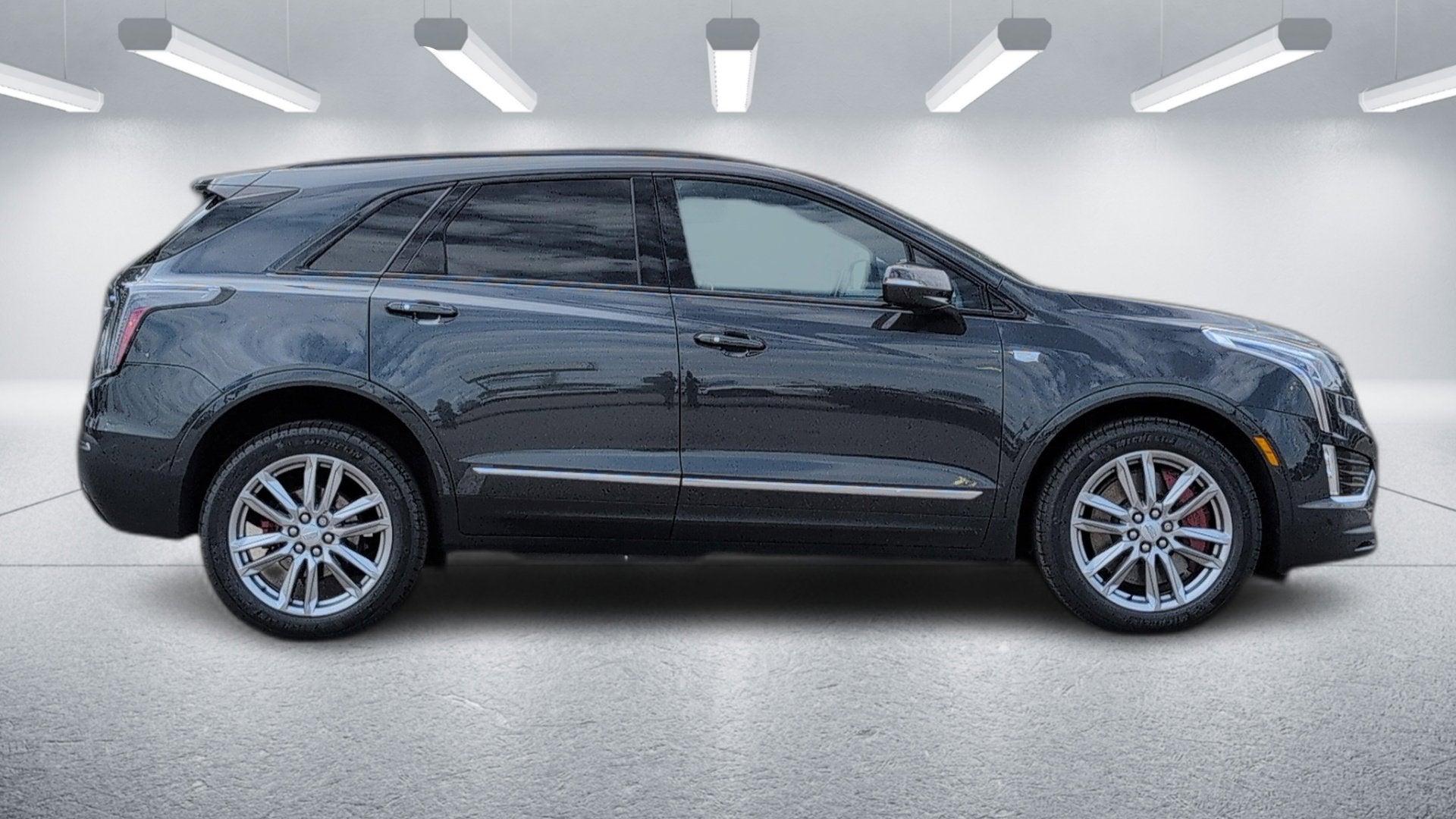 2023 Cadillac XT5 Sport