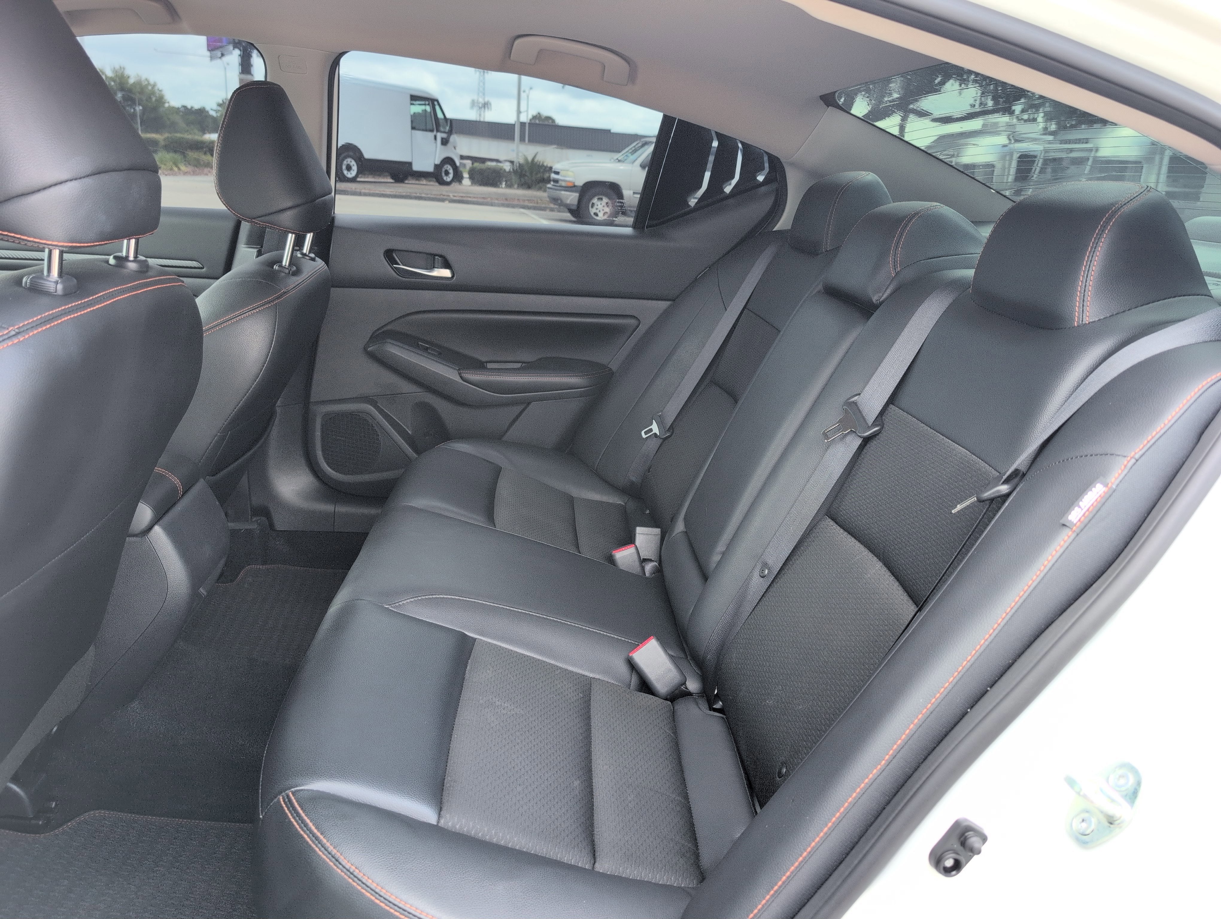2022 Nissan Altima SR FWD