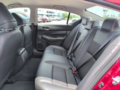 2022 Nissan Altima SR FWD