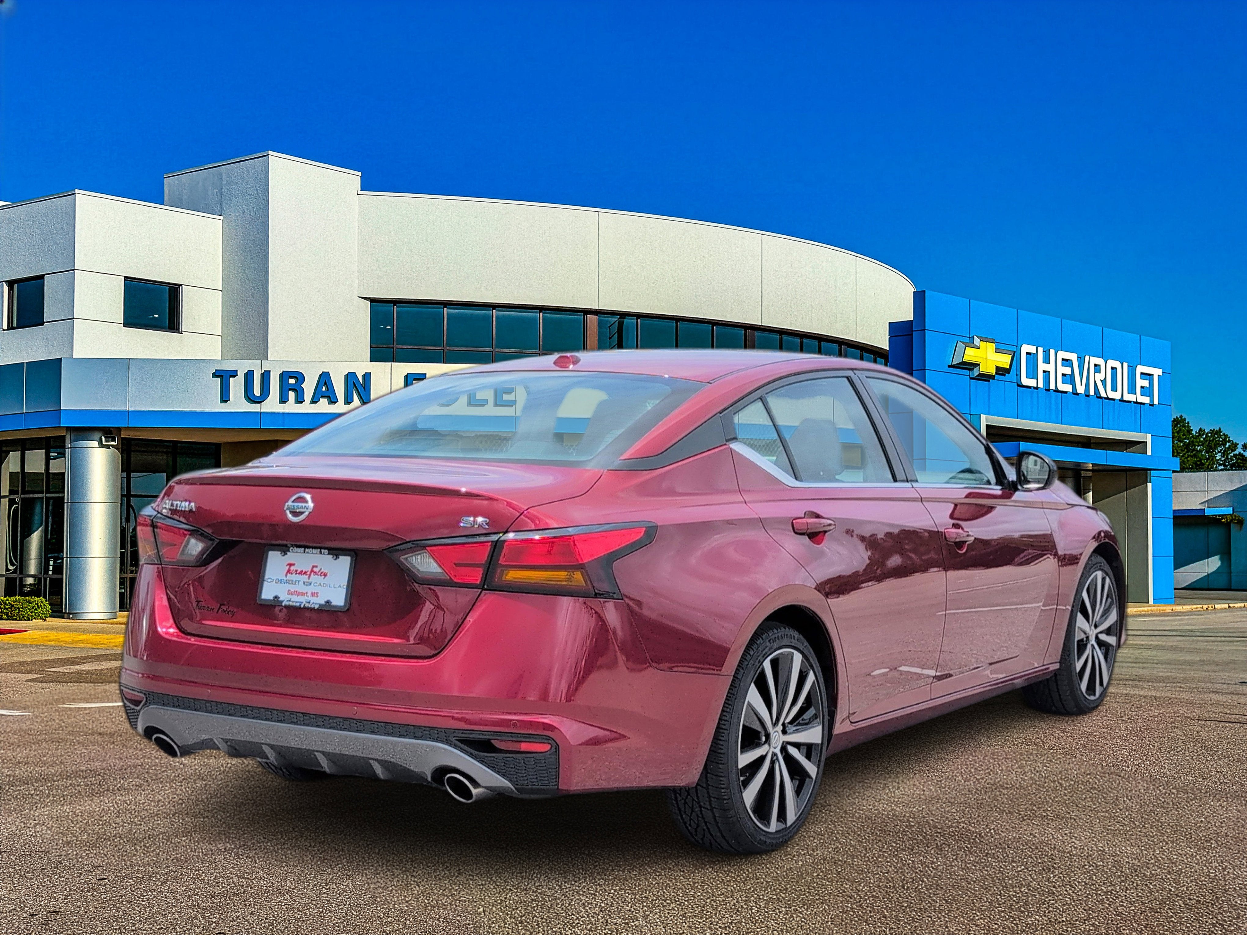 2022 Nissan Altima SR FWD