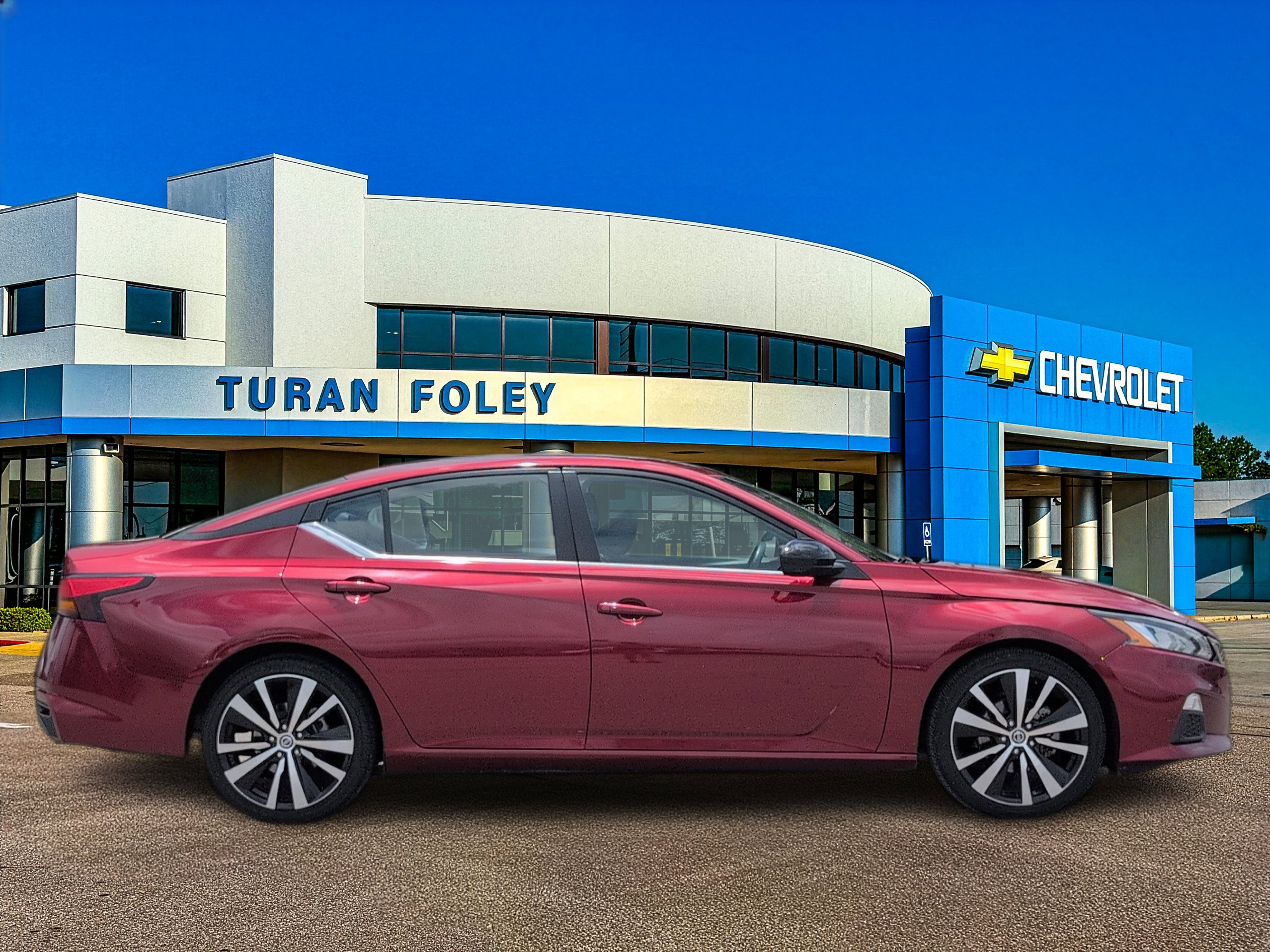 2022 Nissan Altima SR FWD