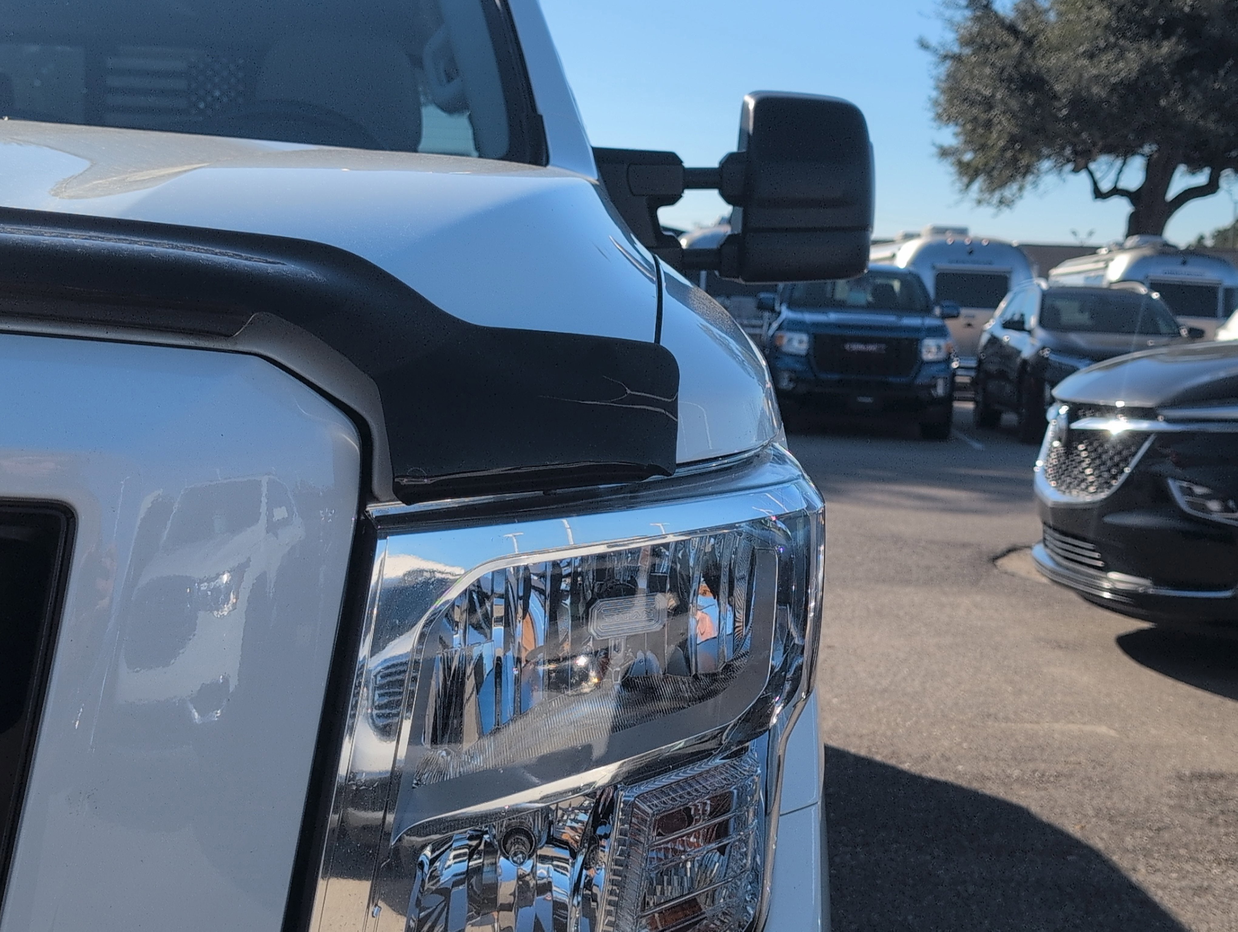 2020 Nissan TITAN Crew Cab SV 4x2