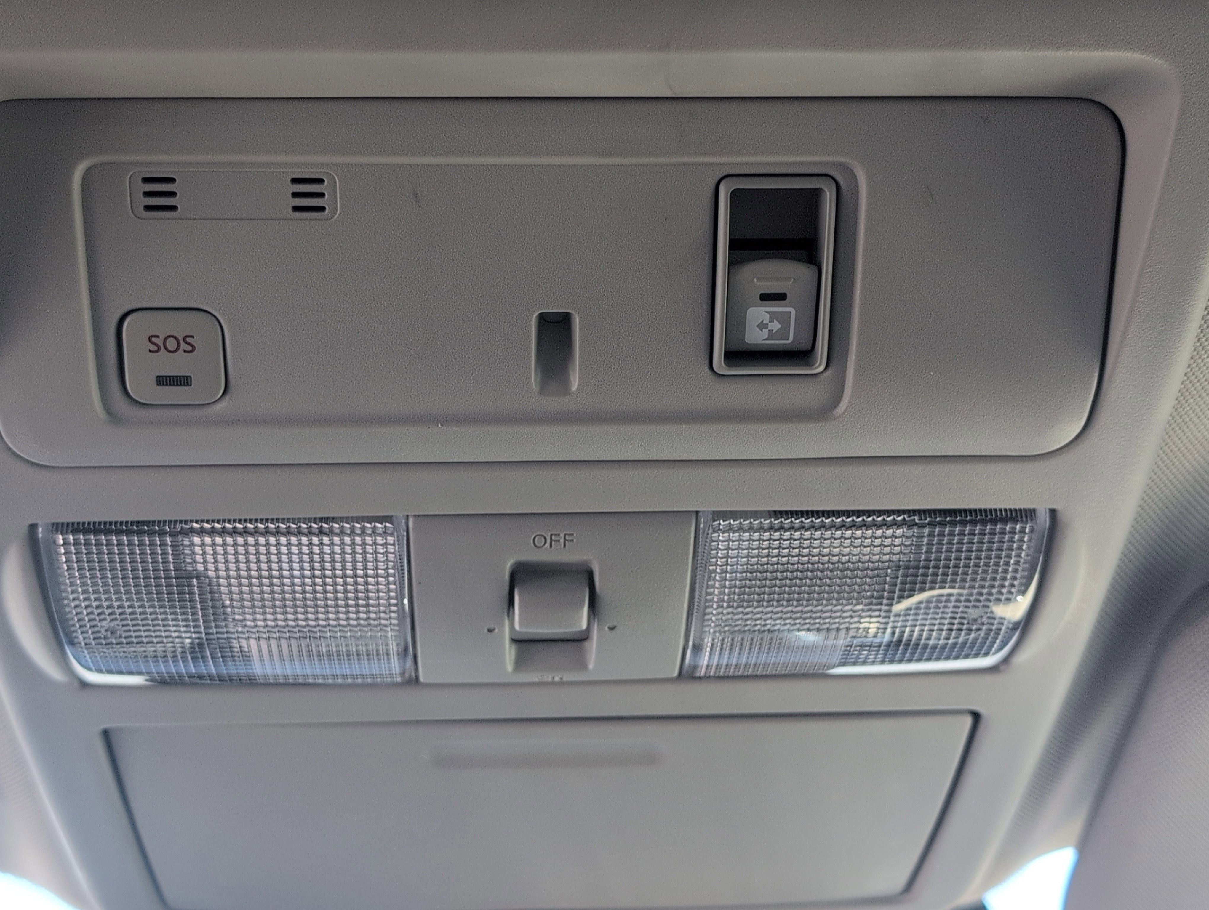 2020 Nissan TITAN Crew Cab SV 4x2