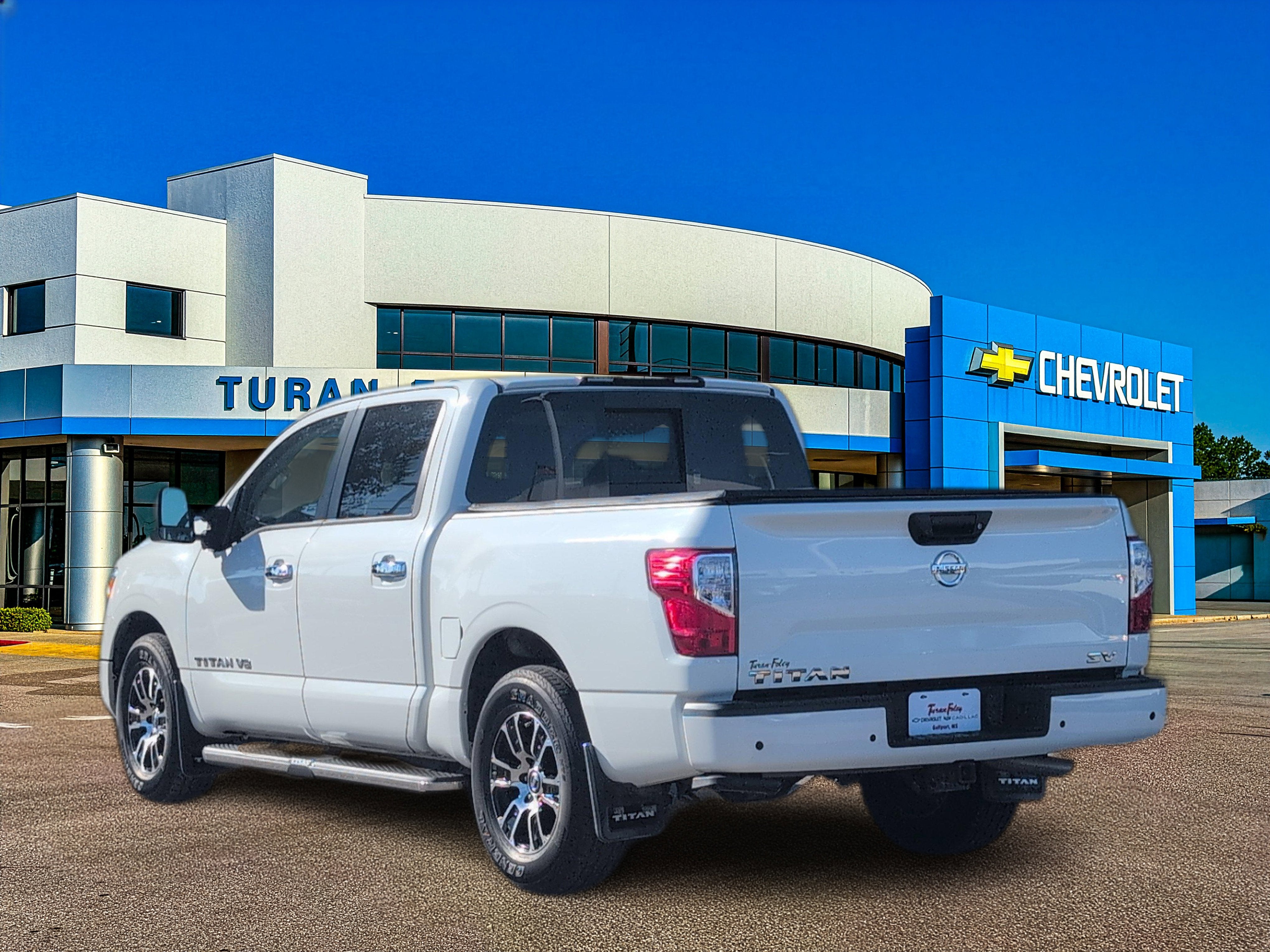 2020 Nissan TITAN Crew Cab SV 4x2