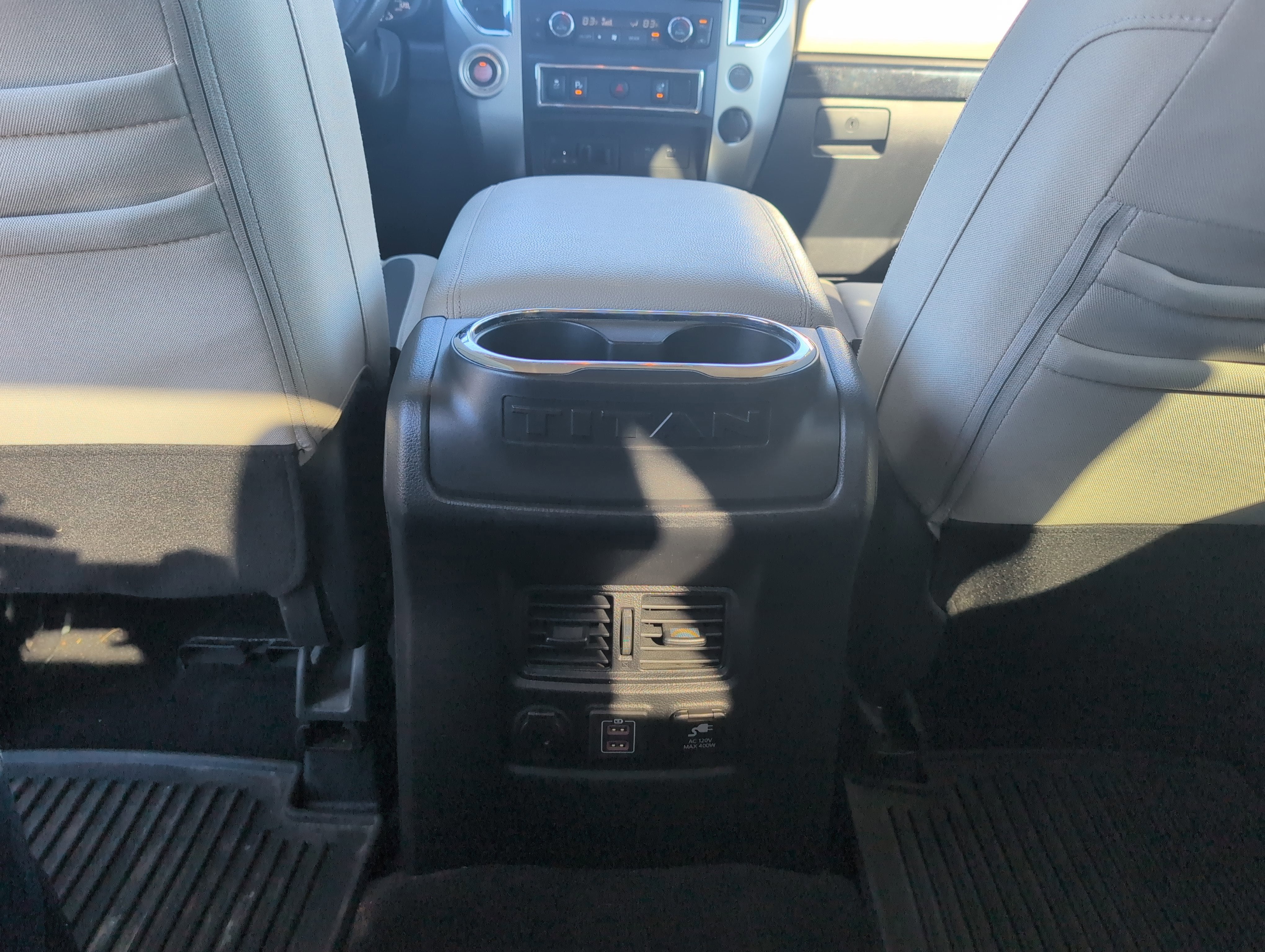 2020 Nissan TITAN Crew Cab SV 4x2