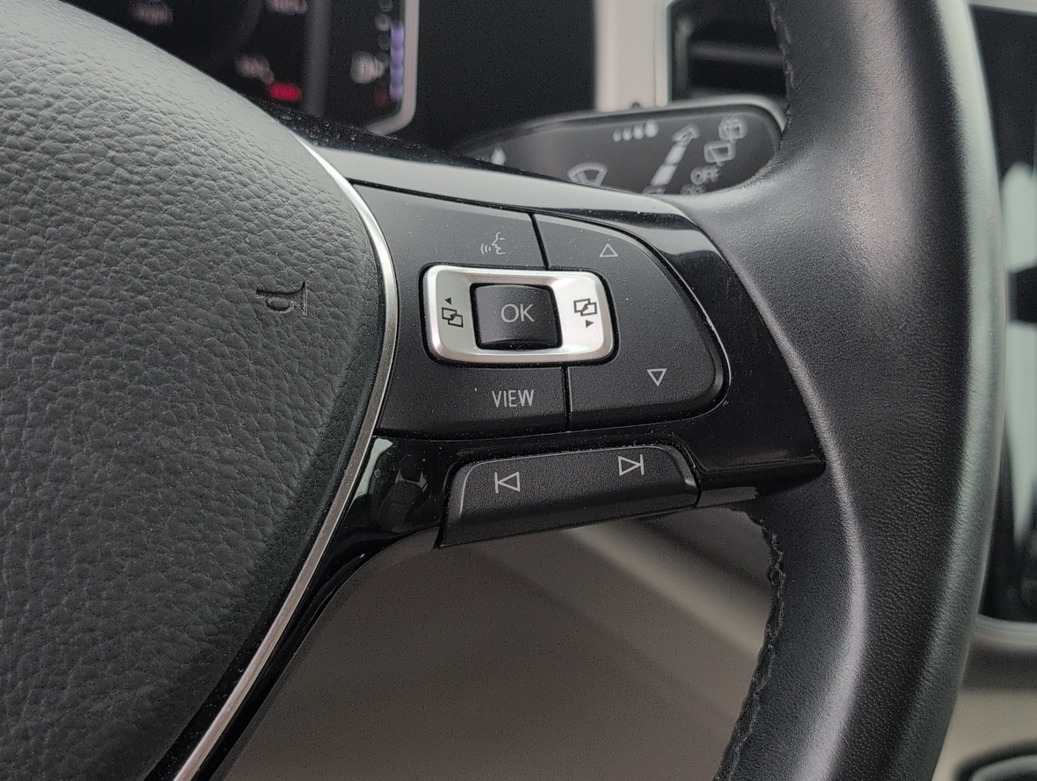 2019 Volkswagen Atlas 3.6L V6 SEL R-Line