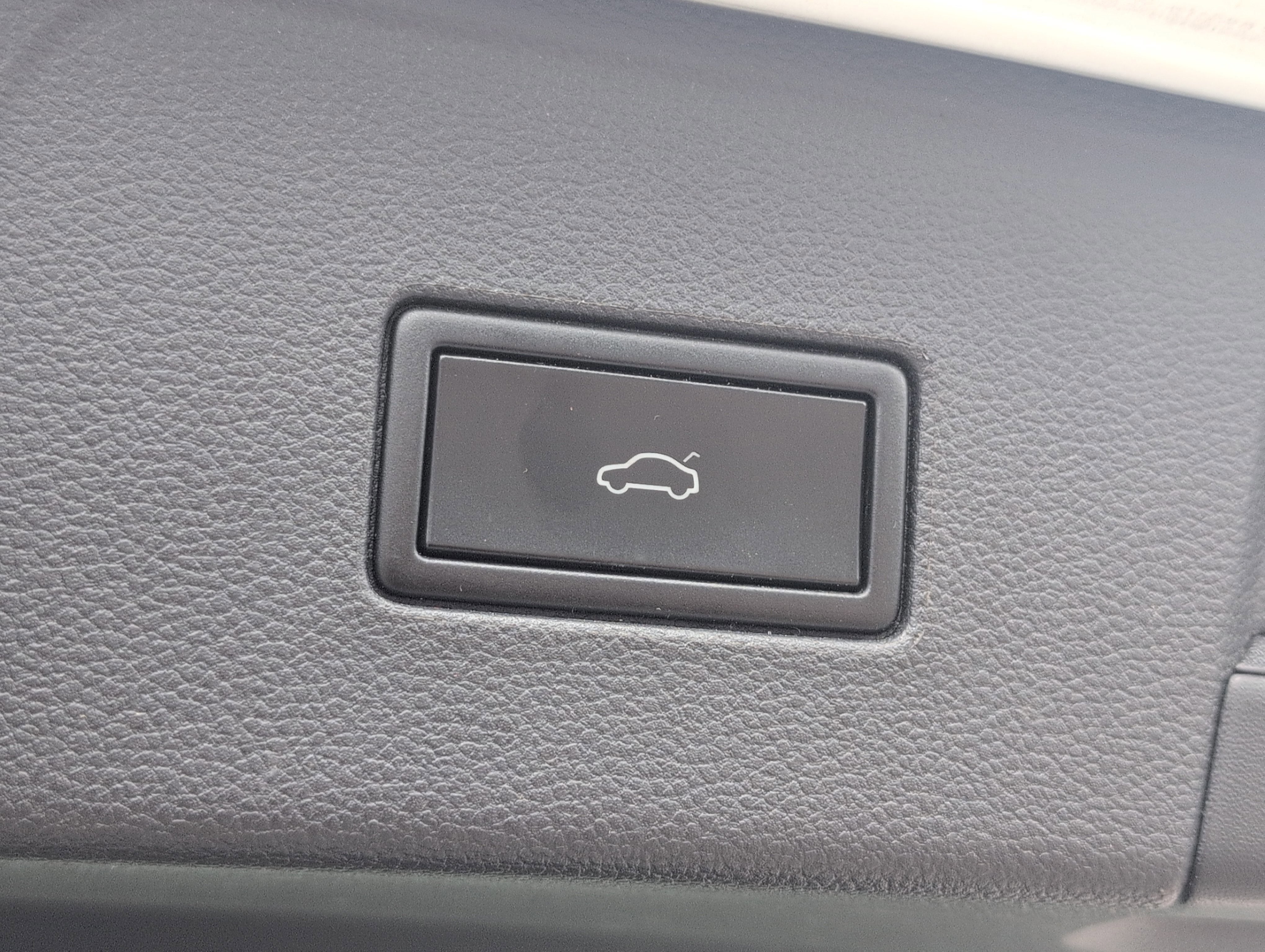 2019 Volkswagen Atlas 3.6L V6 SEL R-Line