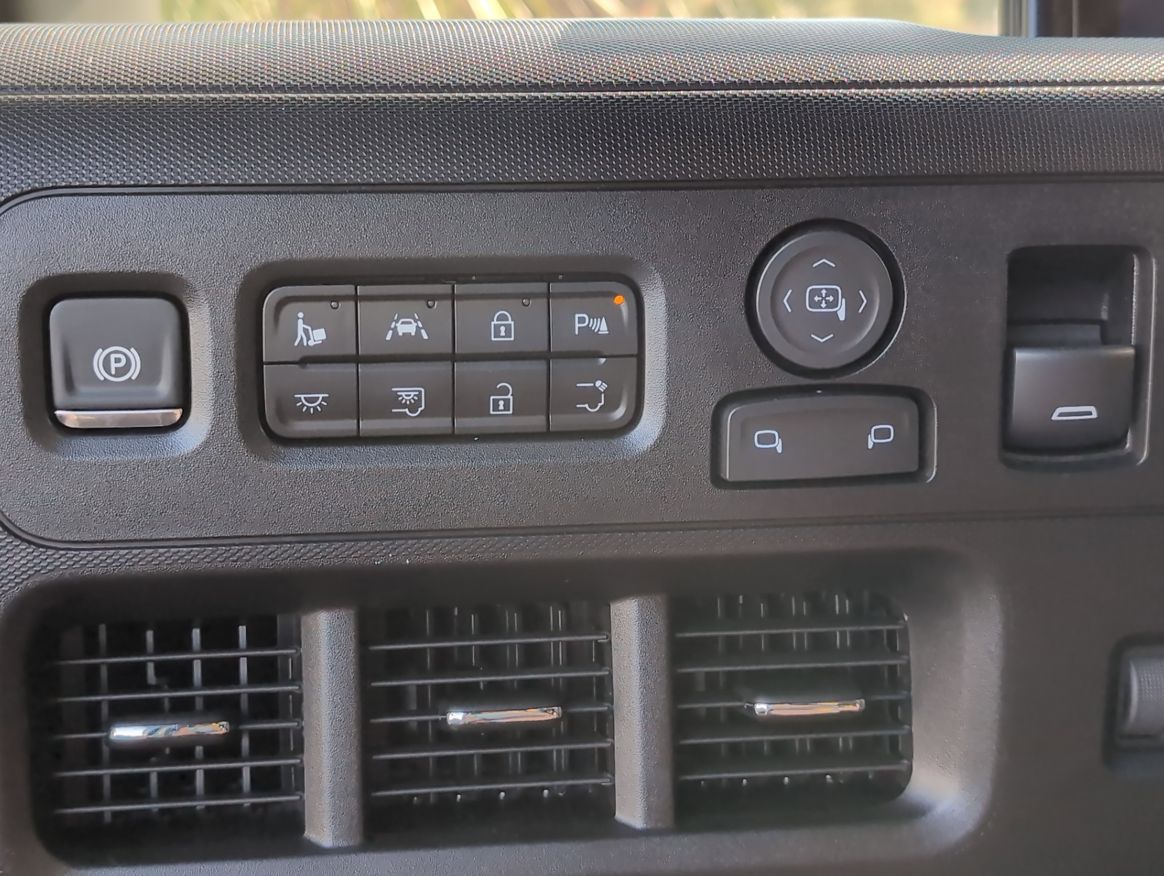 2025 Chevrolet BrightDrop 400 FWD 400