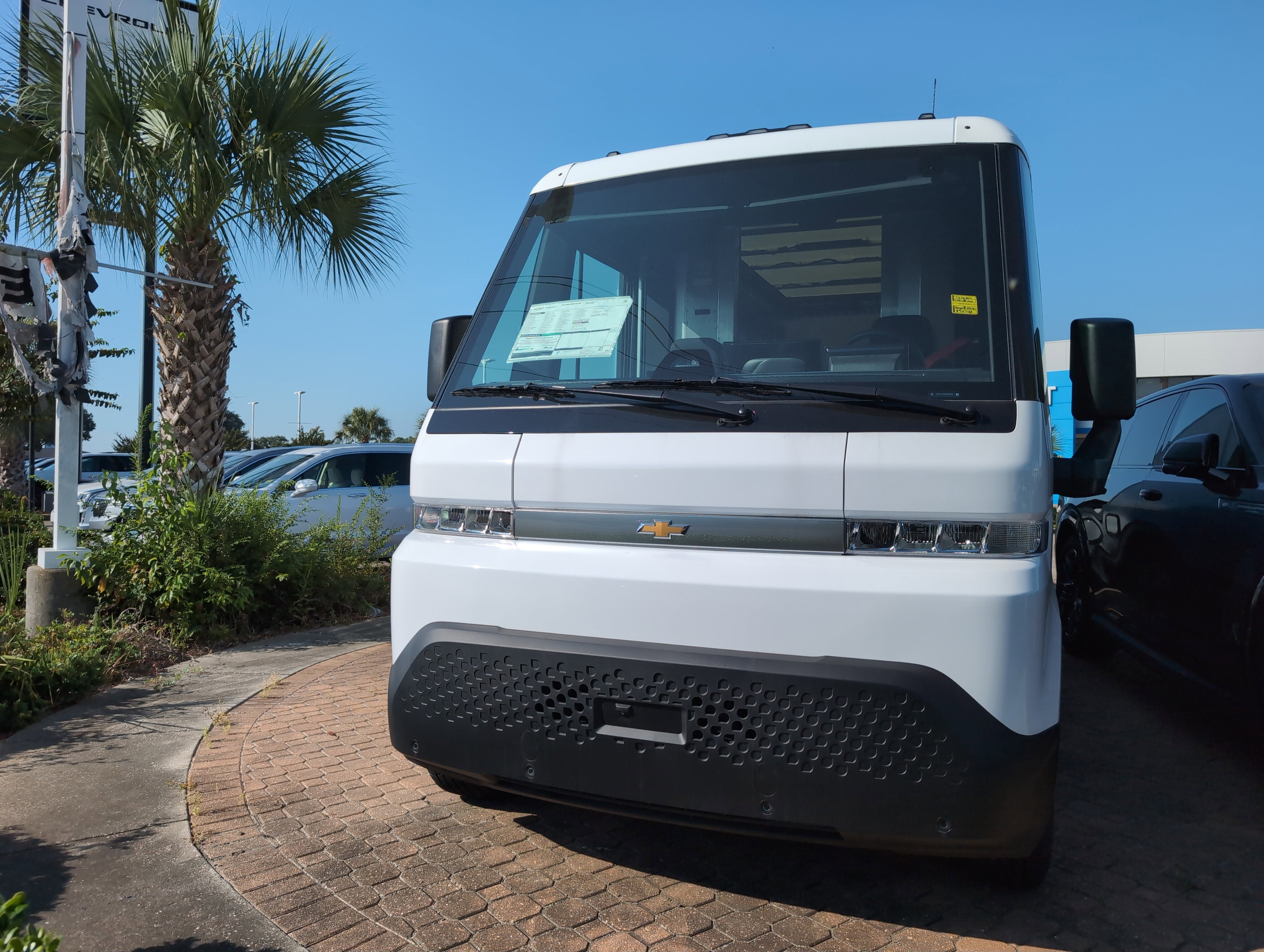 2025 Chevrolet BrightDrop 400 FWD 400