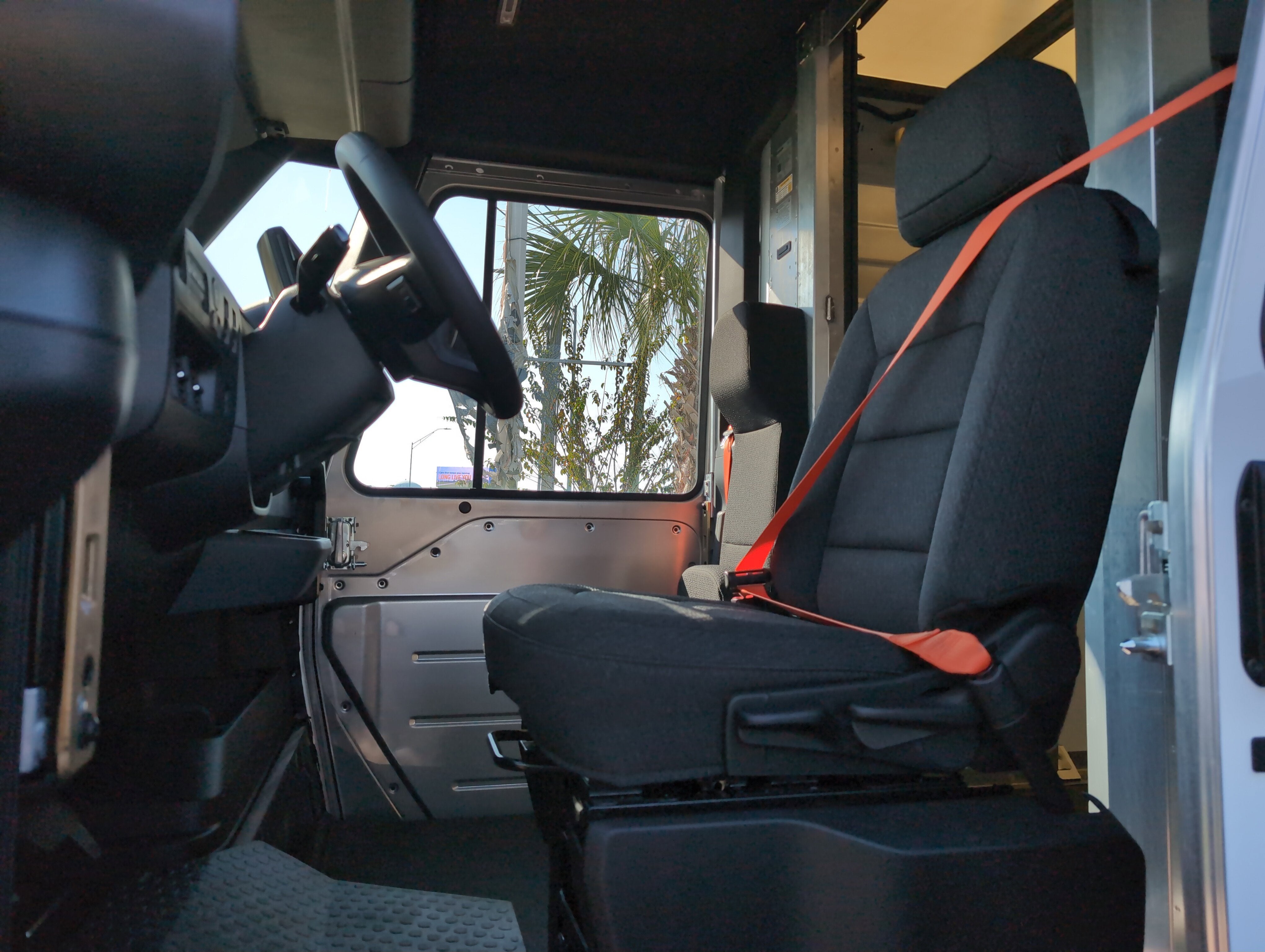 2025 Chevrolet BrightDrop 400 FWD 400