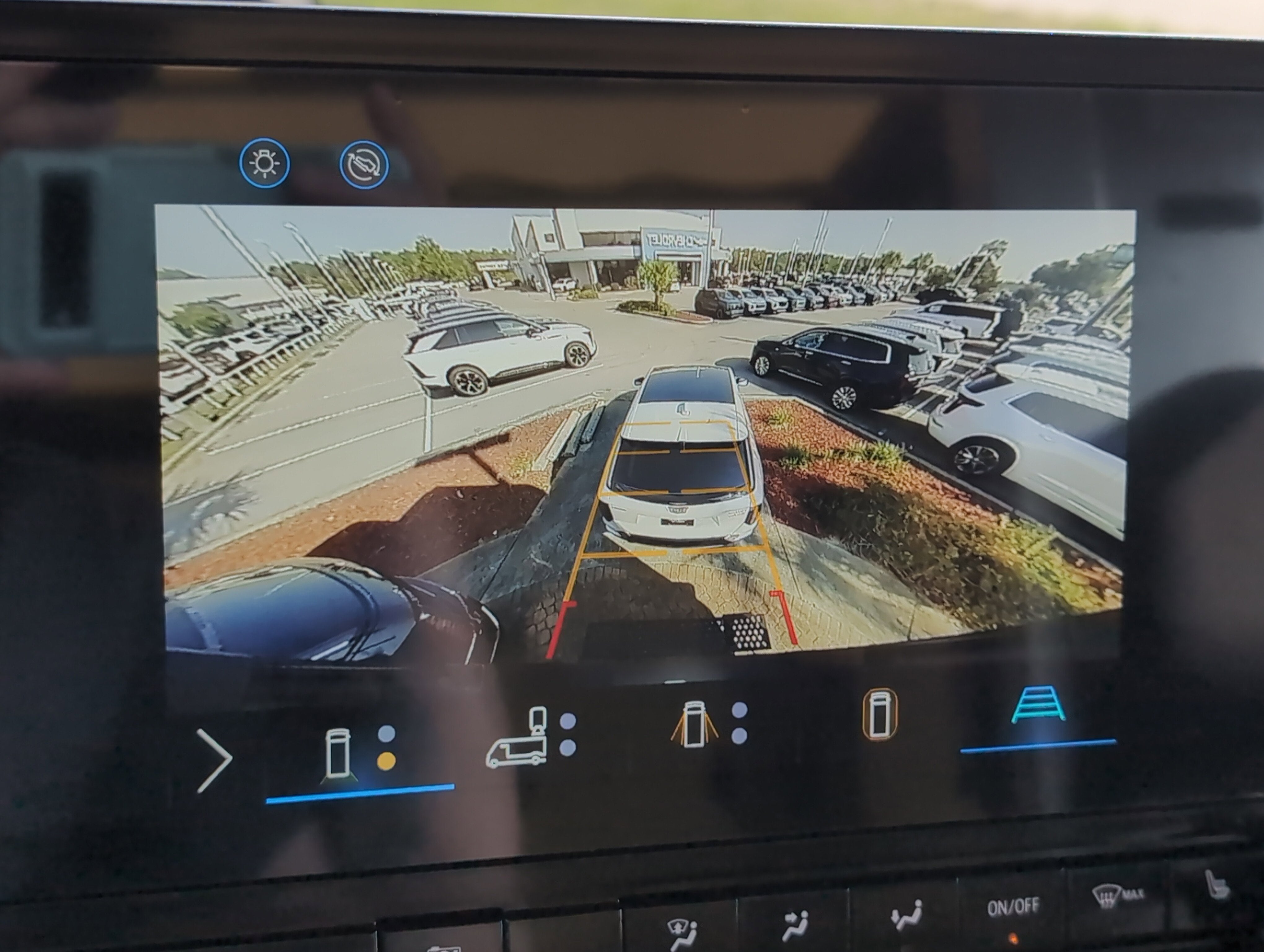 2025 Chevrolet BrightDrop 400 FWD 400