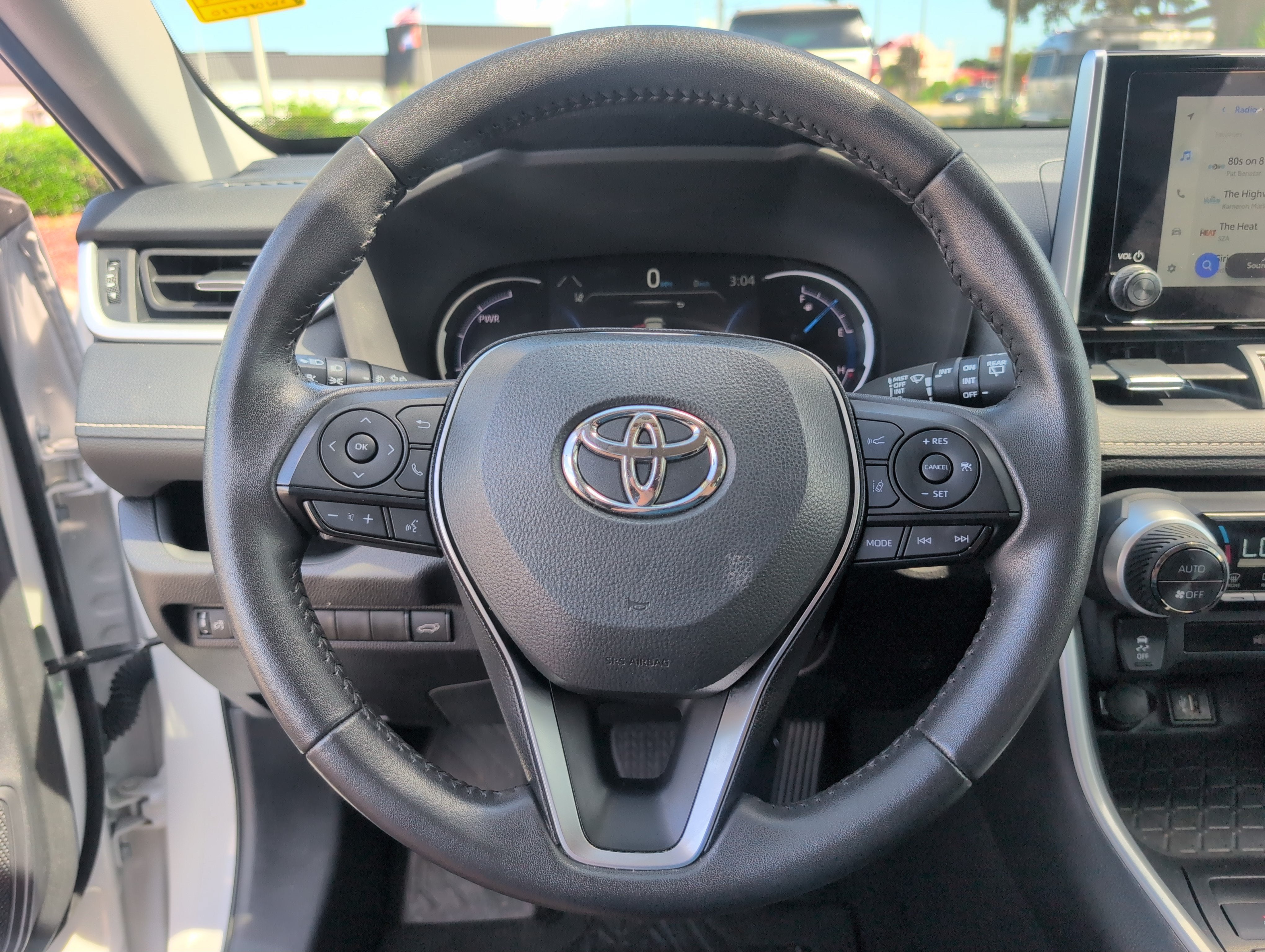 2025 Toyota RAV4 Hybrid XLE Premium