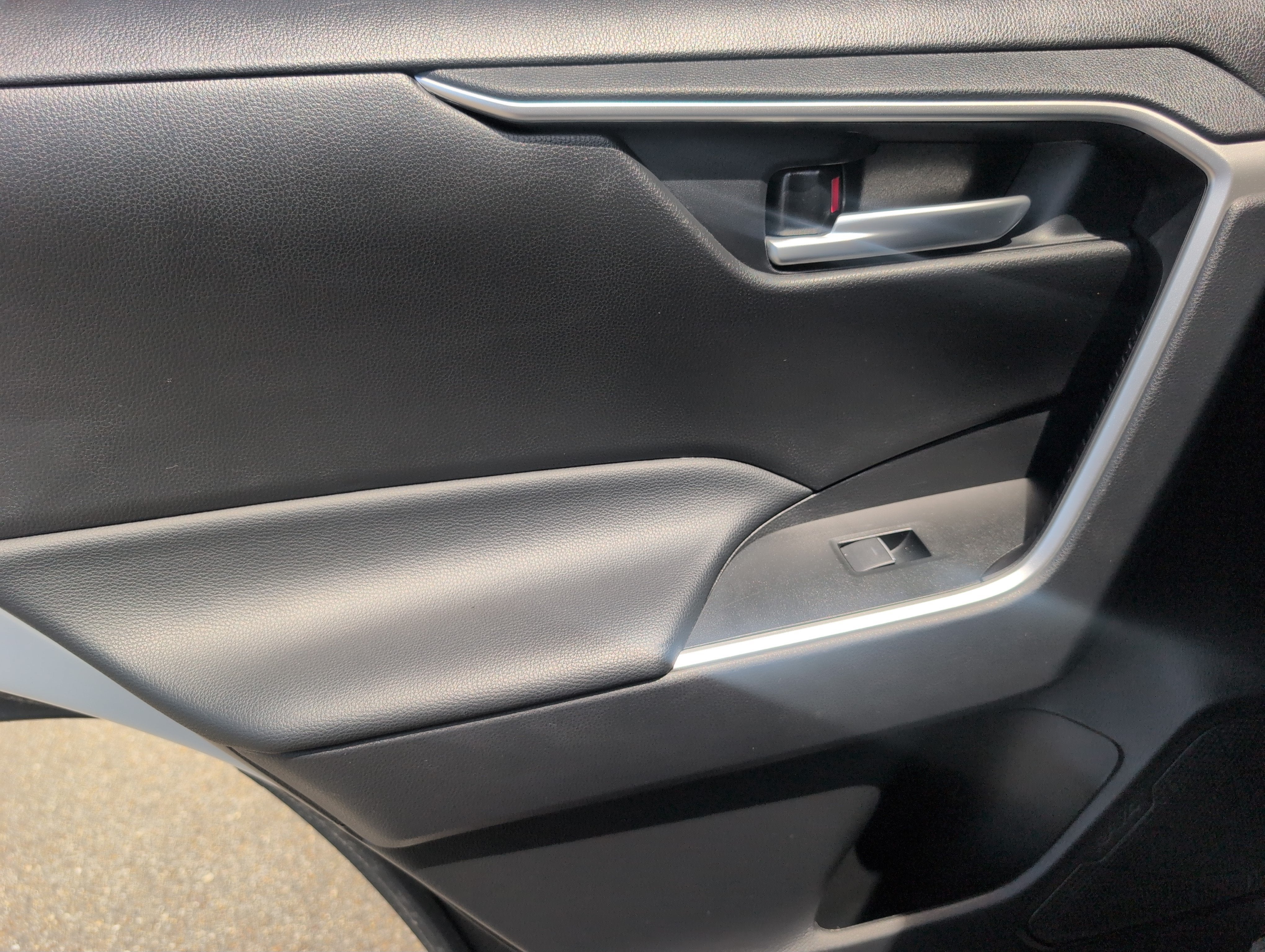 2025 Toyota RAV4 Hybrid XLE Premium