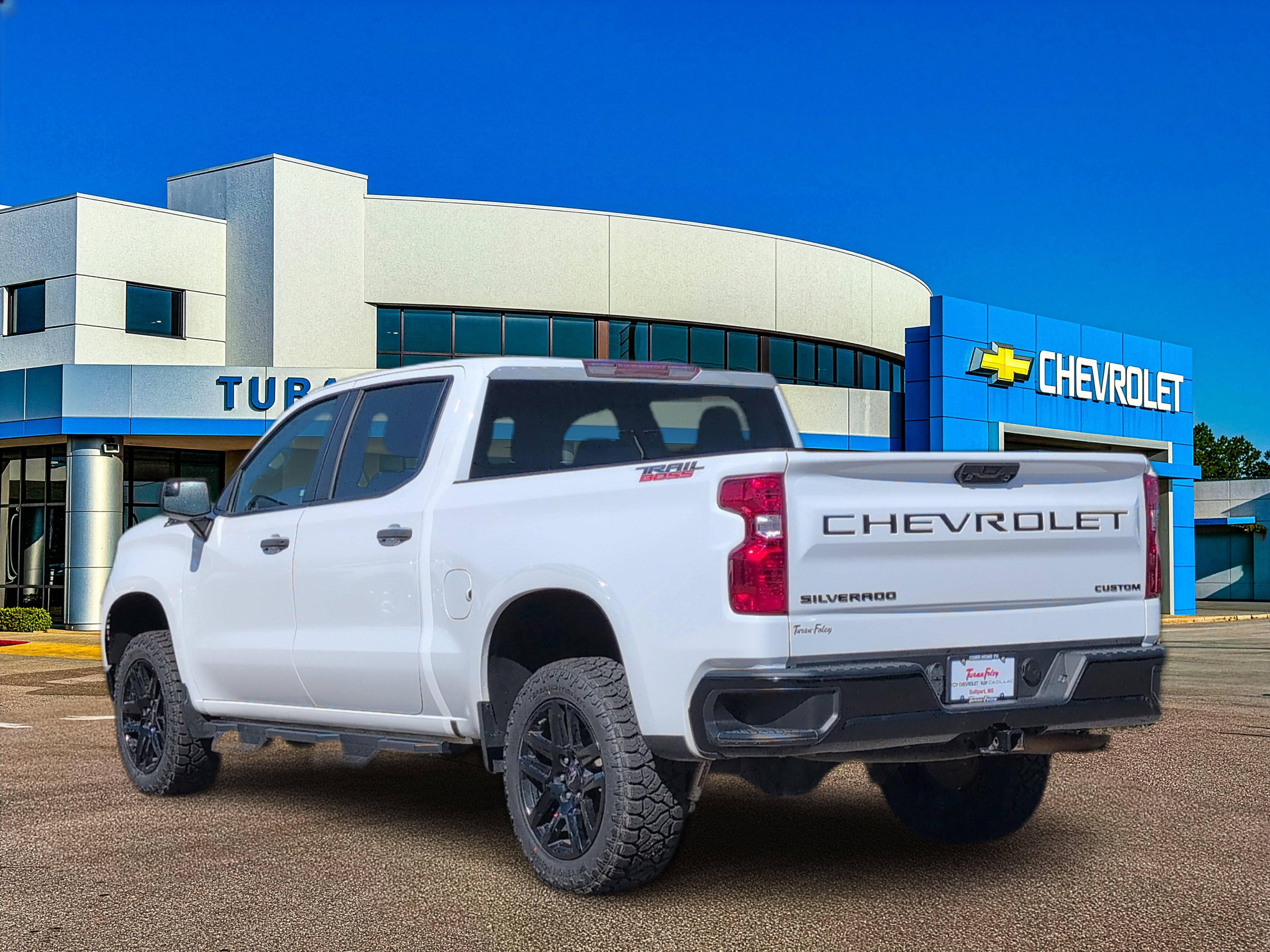 2024 Chevrolet Silverado 1500 Custom Trail Boss
