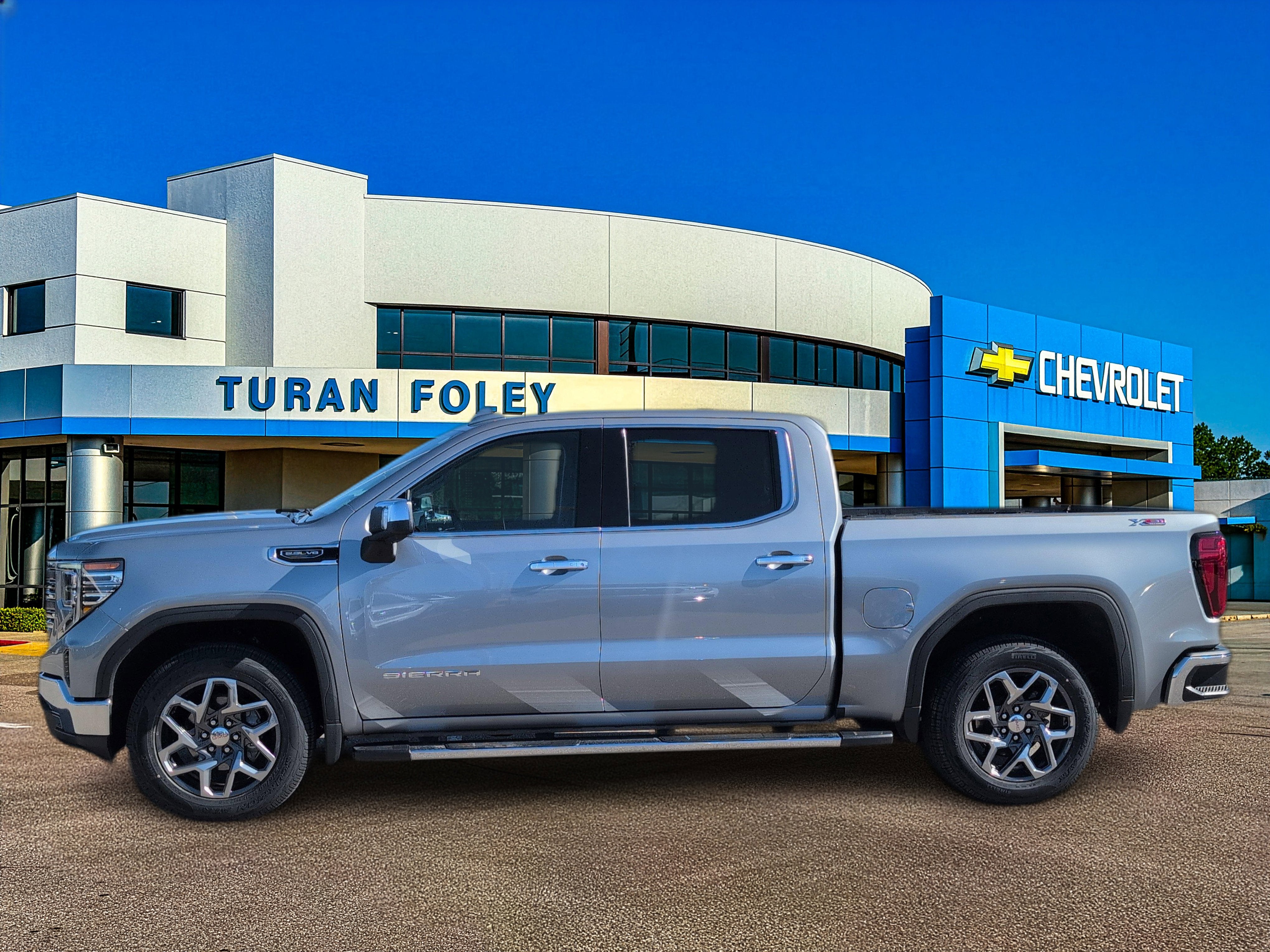 2024 GMC Sierra 1500 SLT