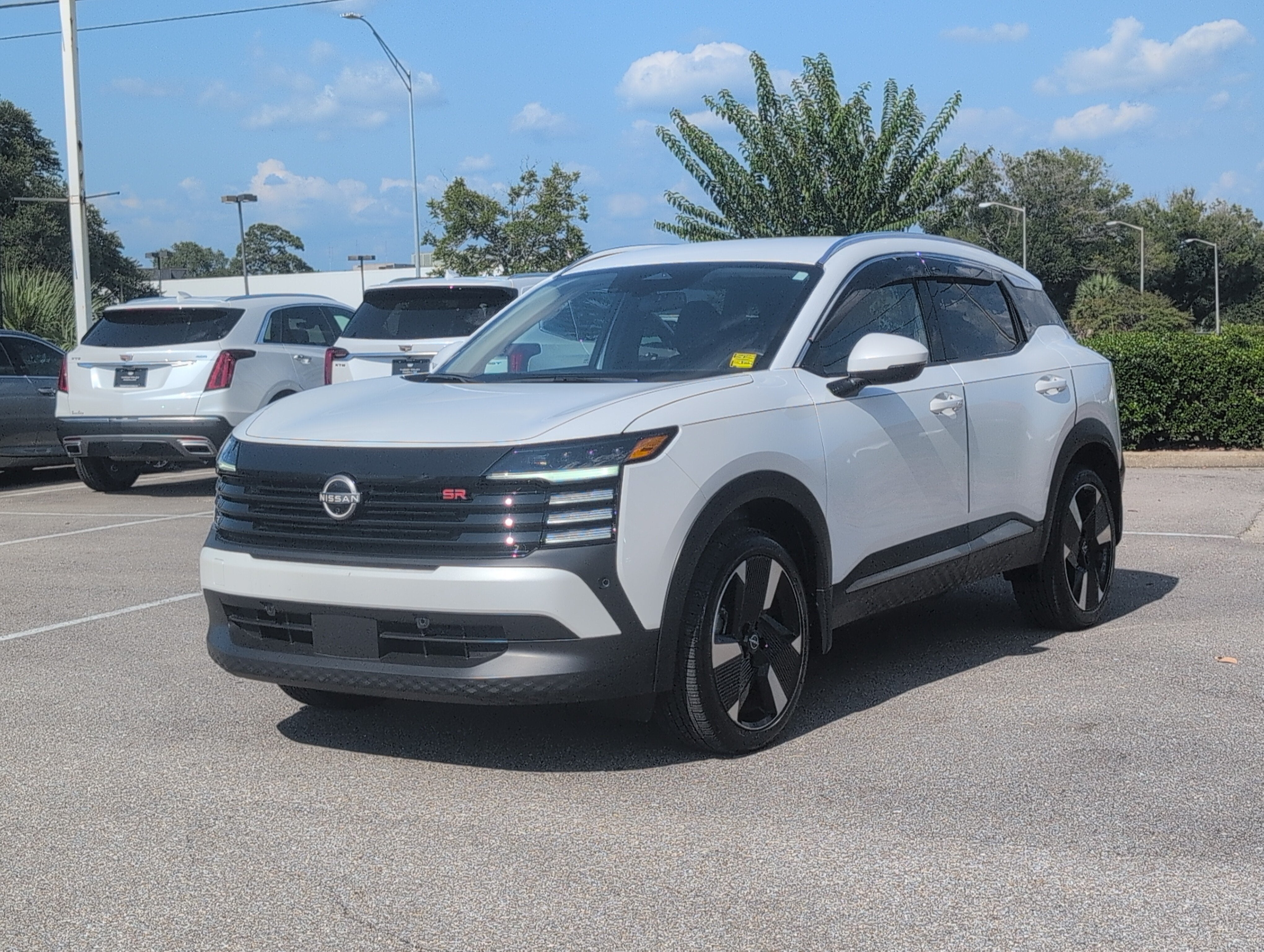 2025 Nissan Kicks SR FWD