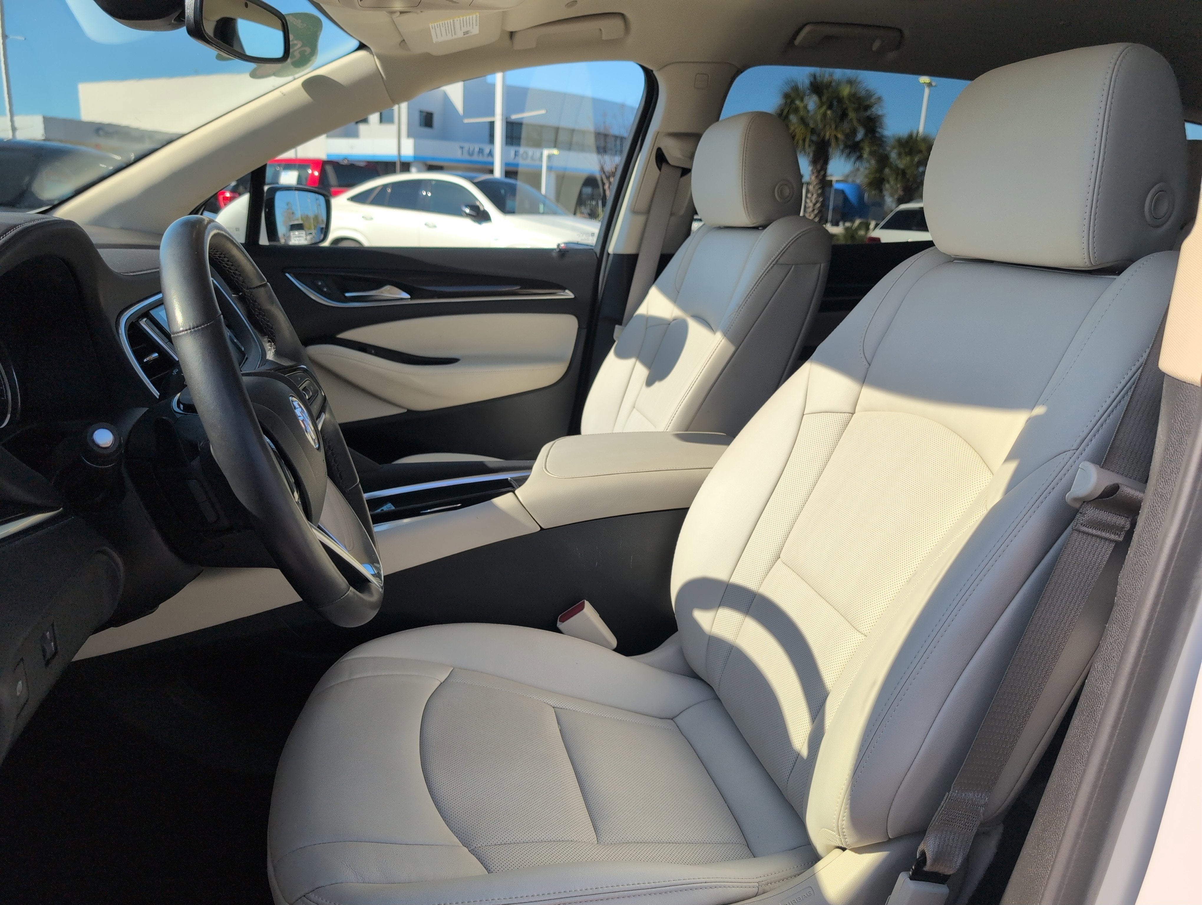 2024 Buick Enclave Essence