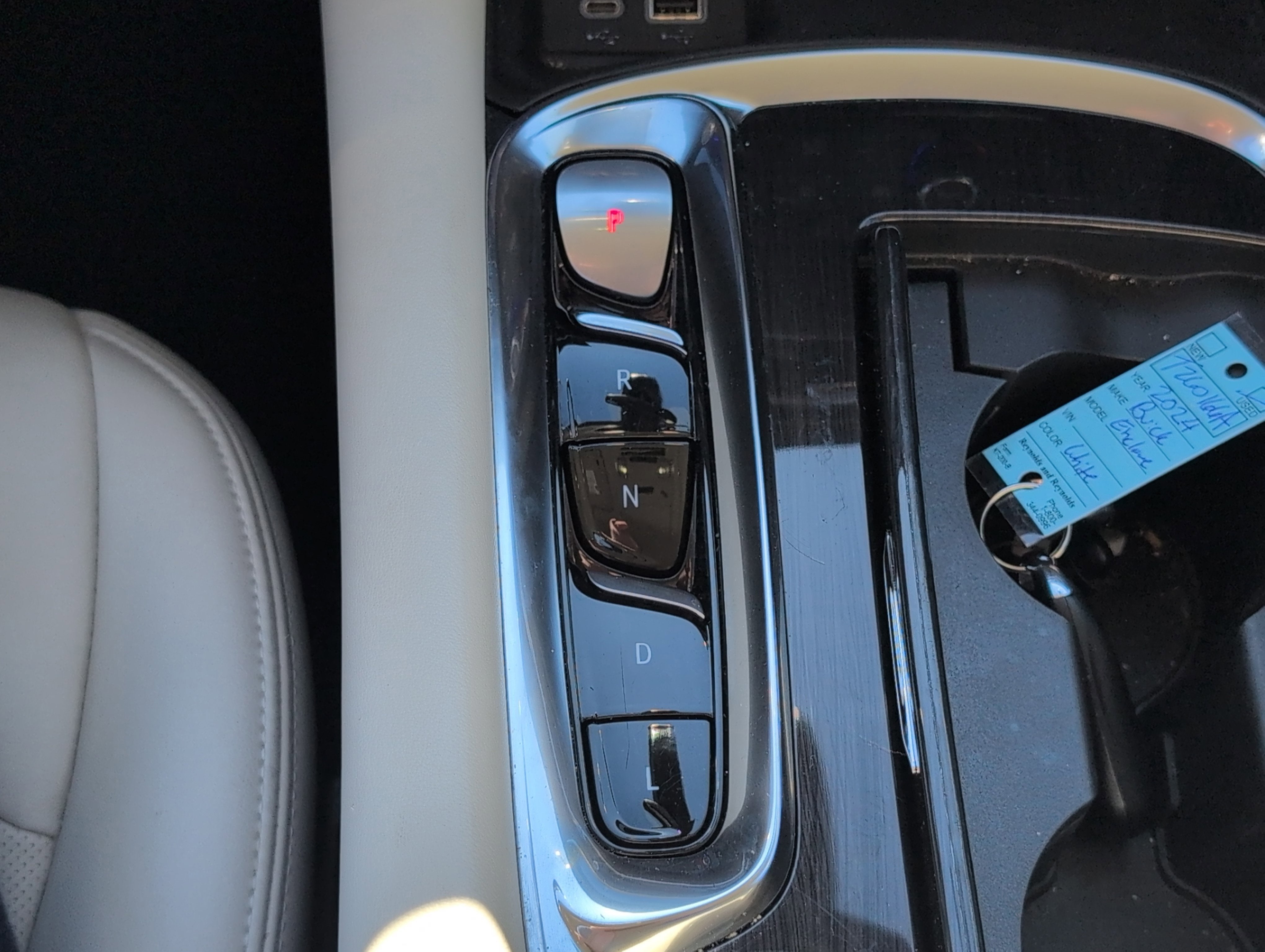 2024 Buick Enclave Essence