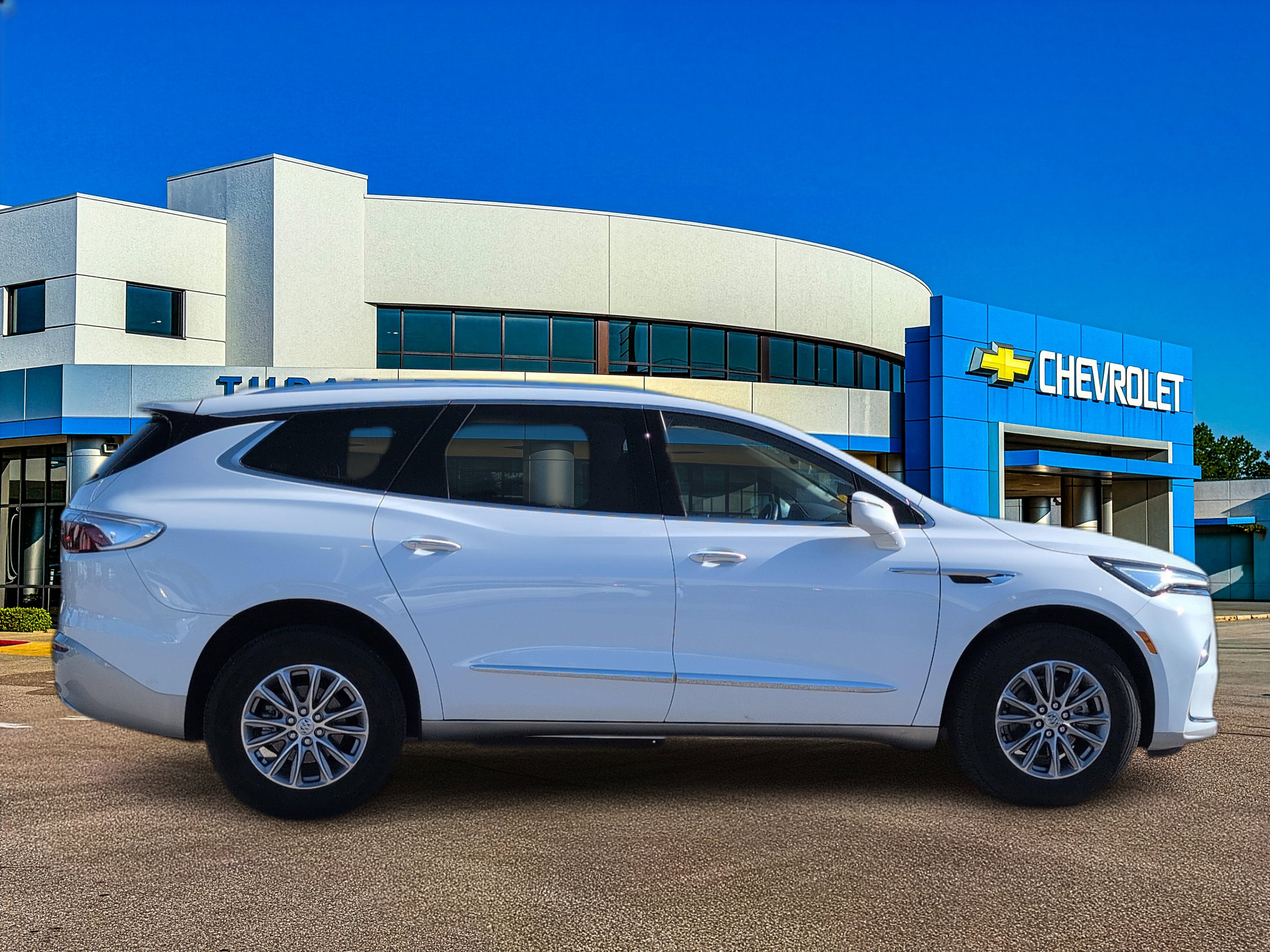 2024 Buick Enclave Essence