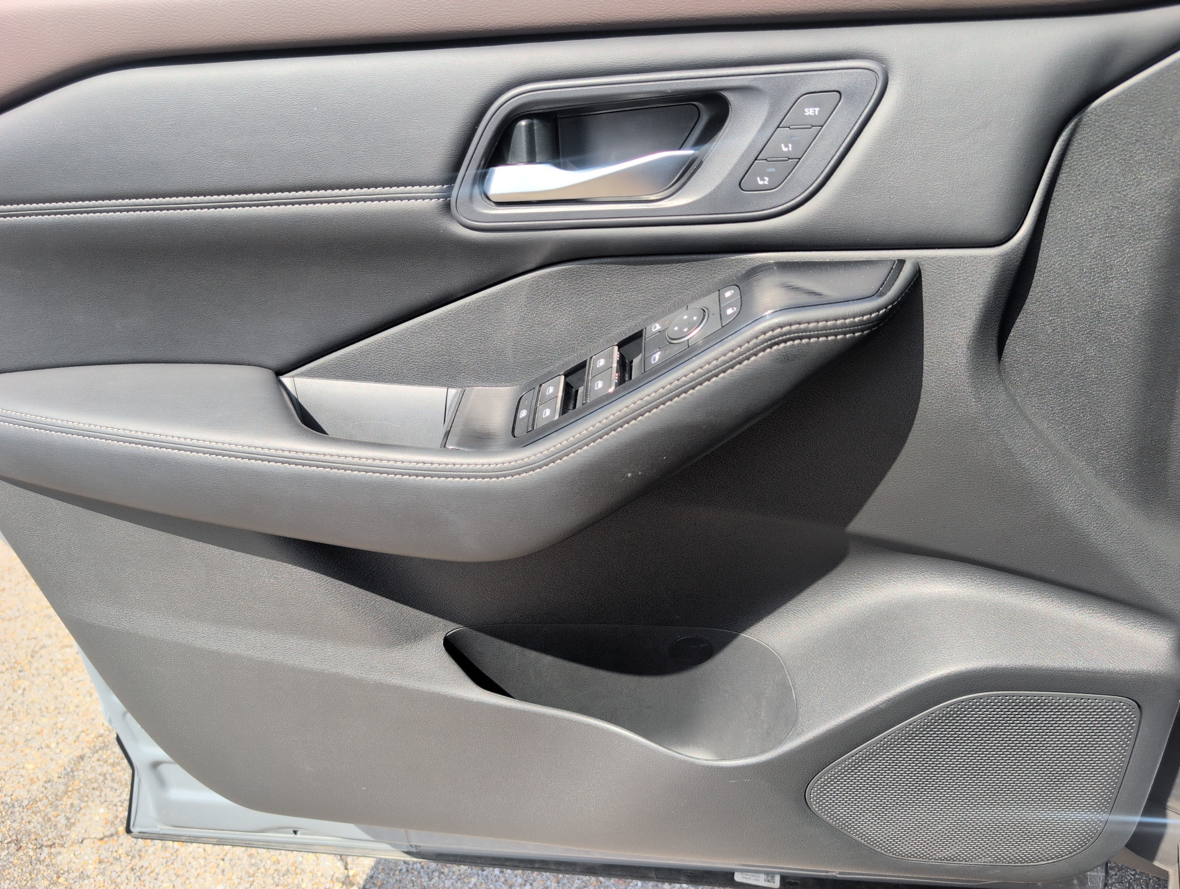 2023 Nissan Rogue SL FWD