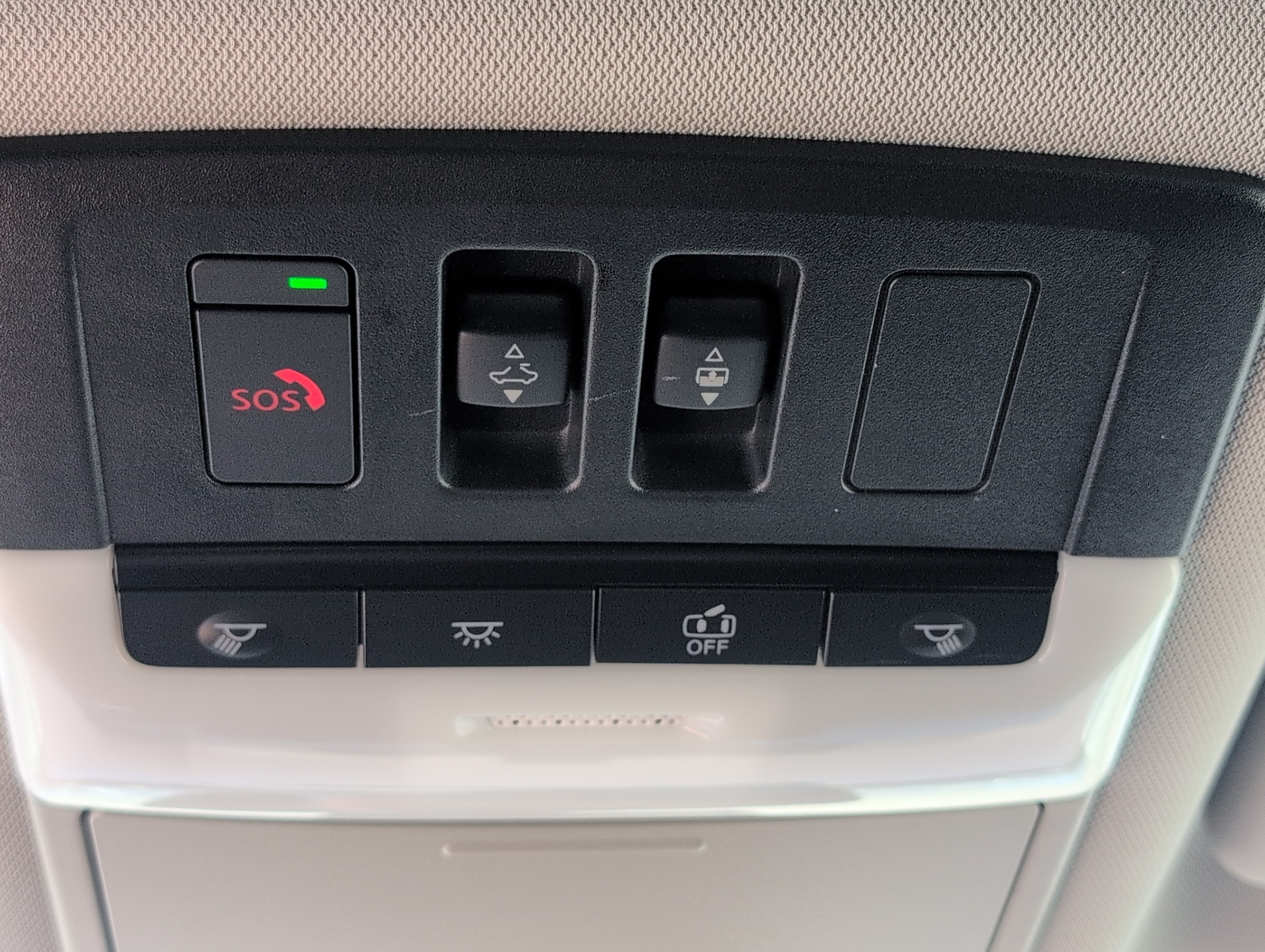 2023 Nissan Rogue SL FWD