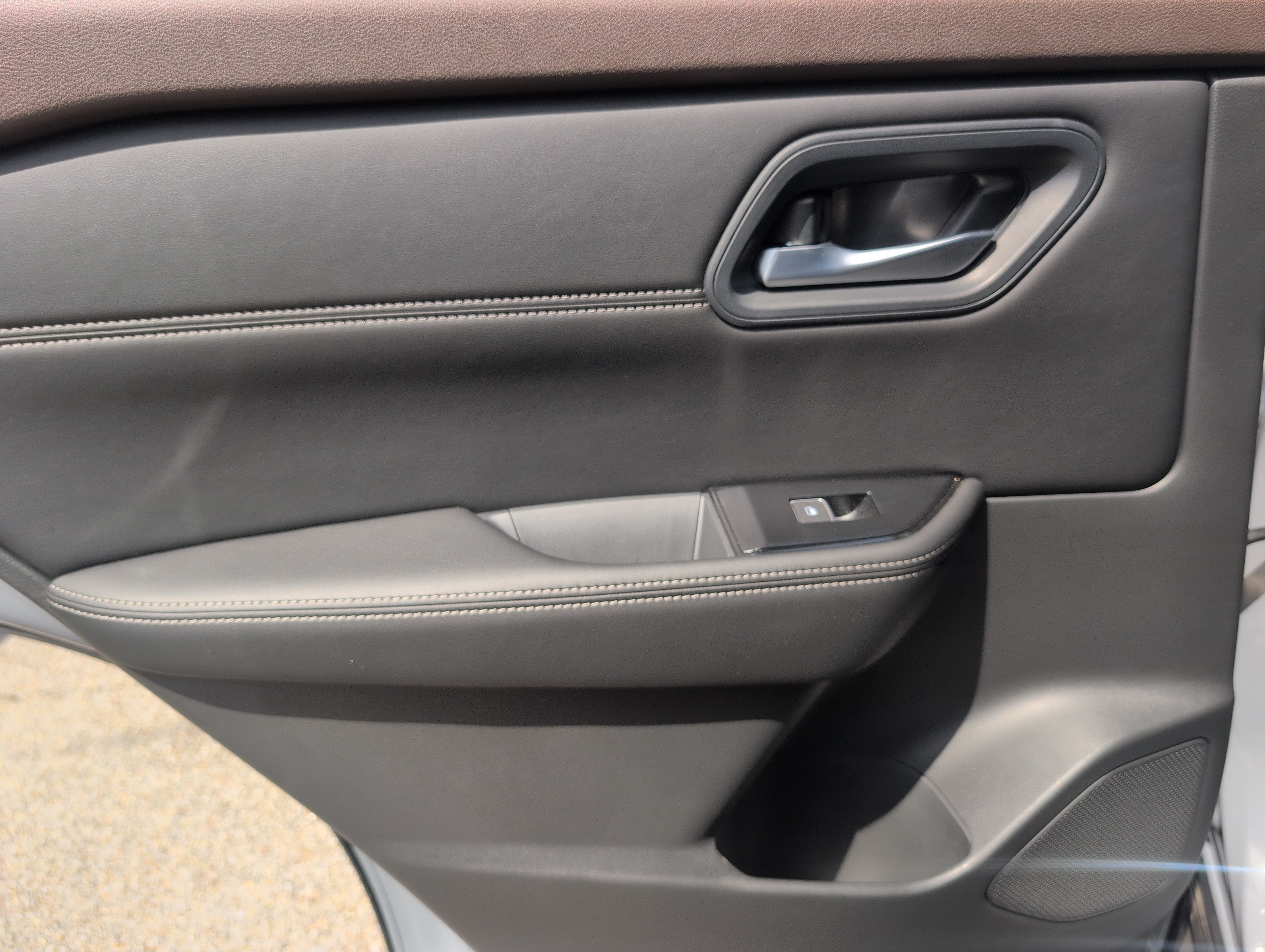 2023 Nissan Rogue SL FWD
