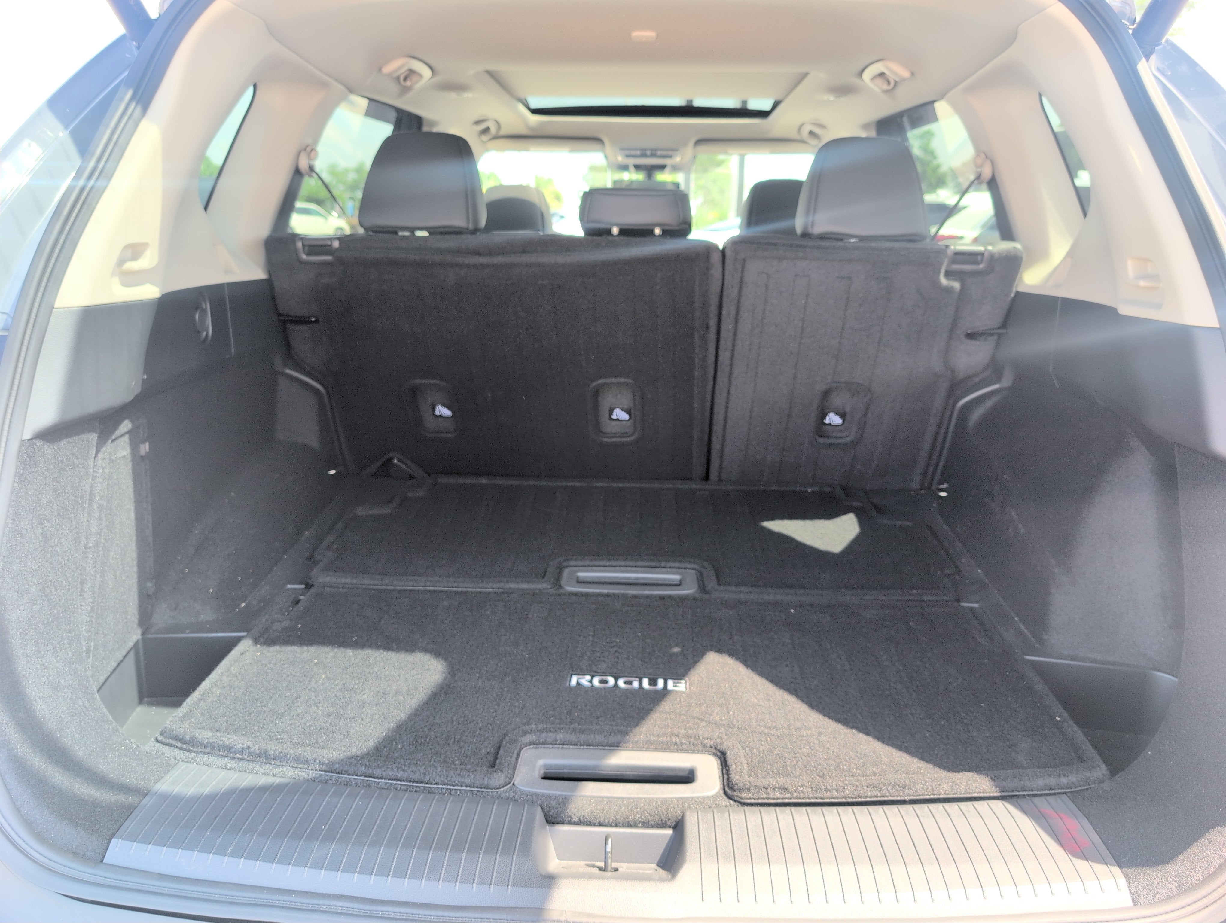 2023 Nissan Rogue SL FWD