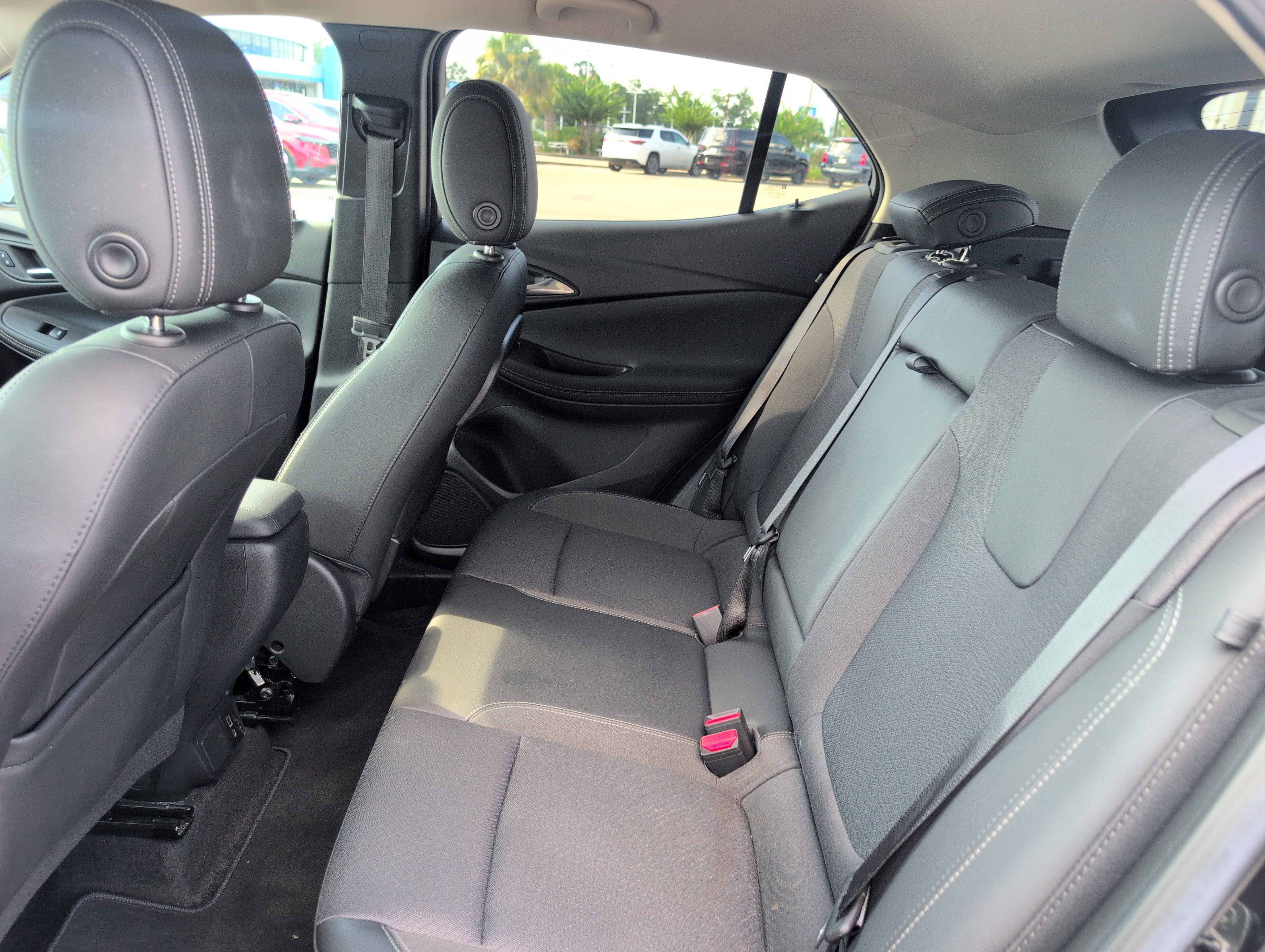 2022 Buick Encore GX Select